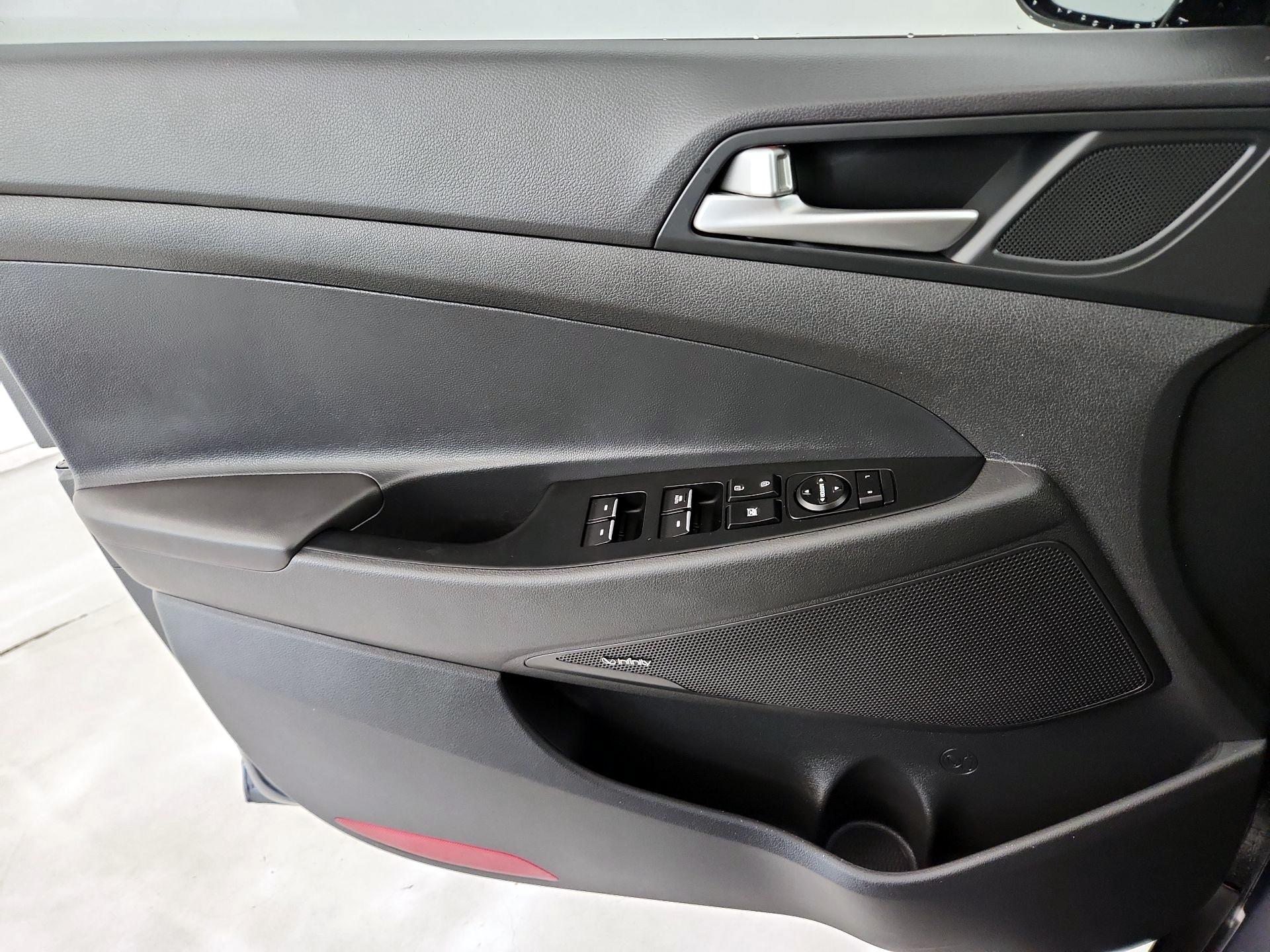 Thumbnail: 2021 Hyundai Tucson - 12