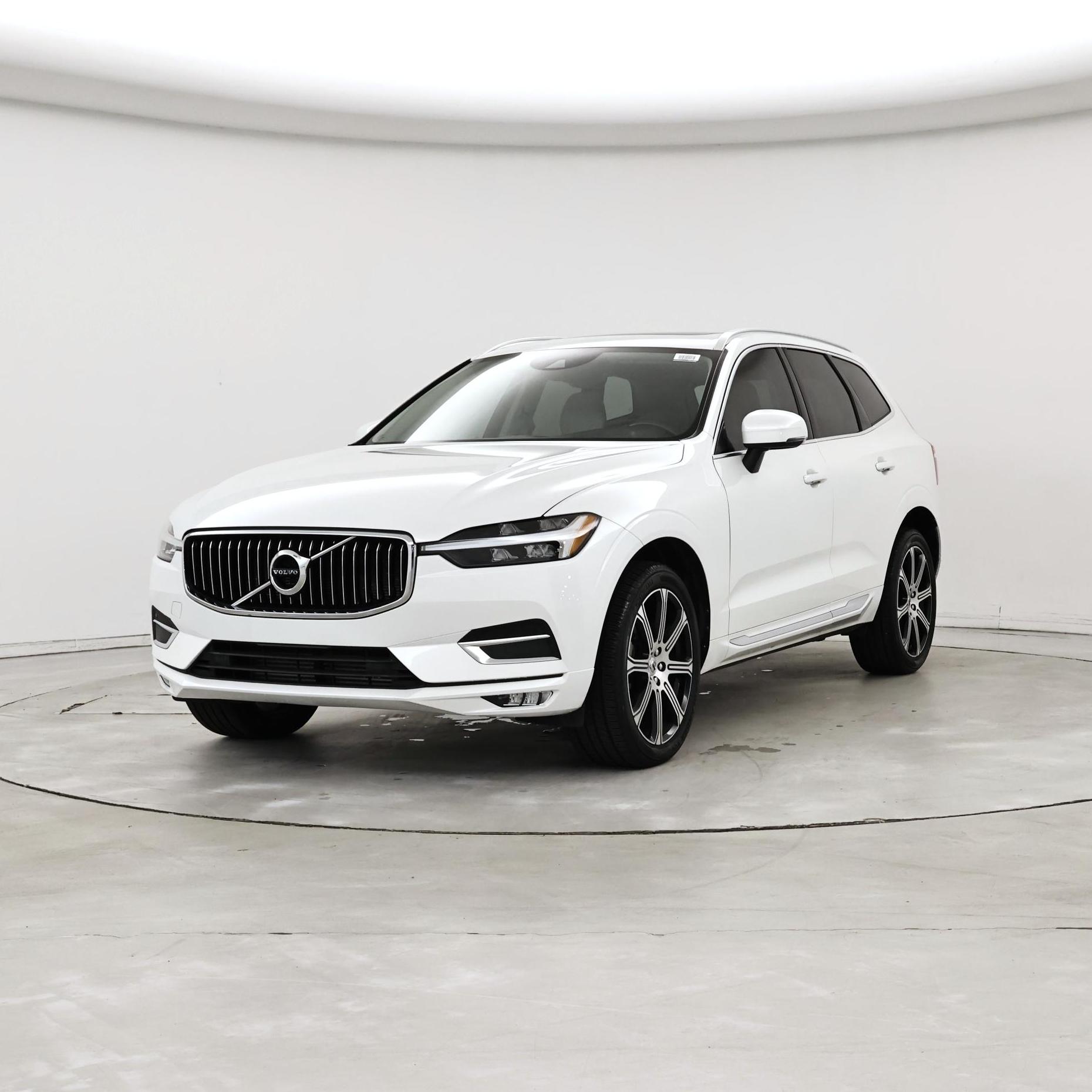Thumbnail: 2021 Volvo XC60 - 4