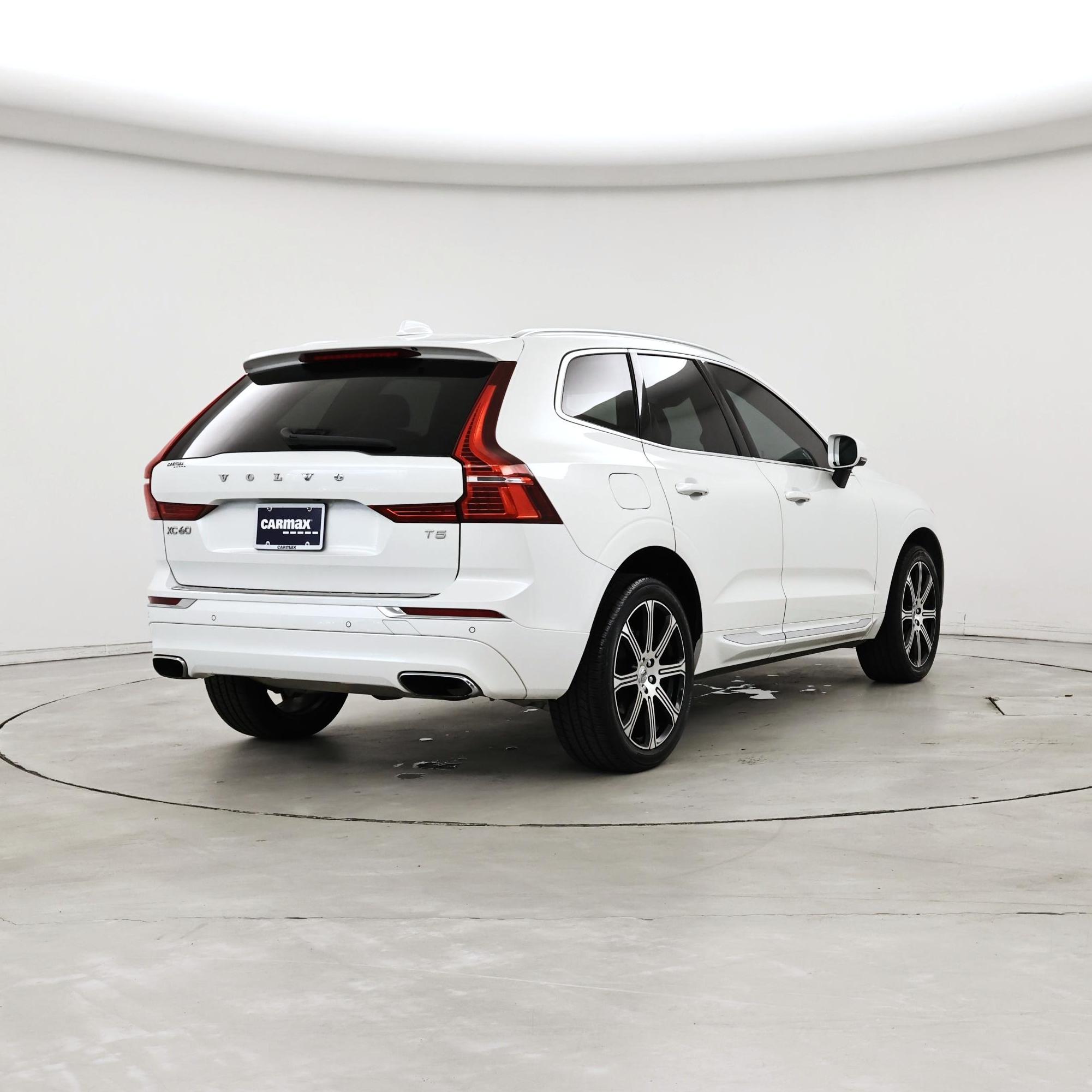 Thumbnail: 2021 Volvo XC60 - 8