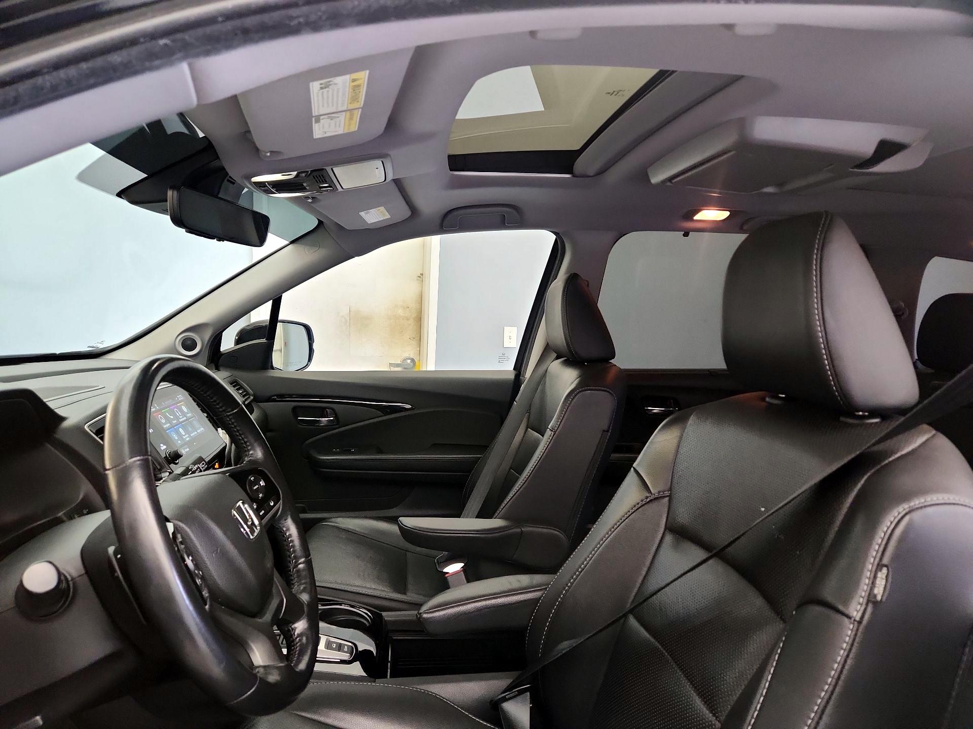 Thumbnail: 2019 Honda Pilot - 19