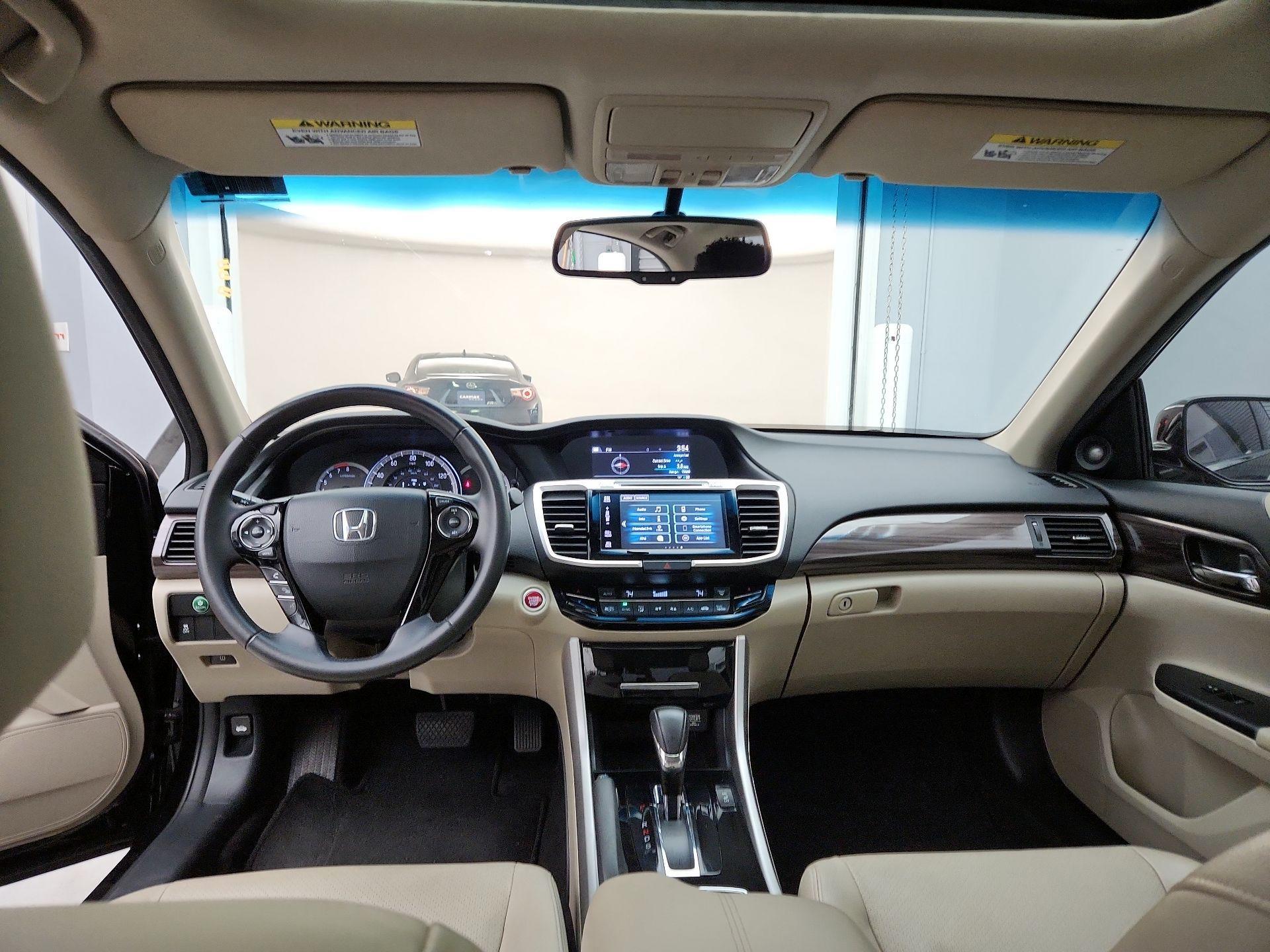 Thumbnail: 2017 Honda Accord - 9