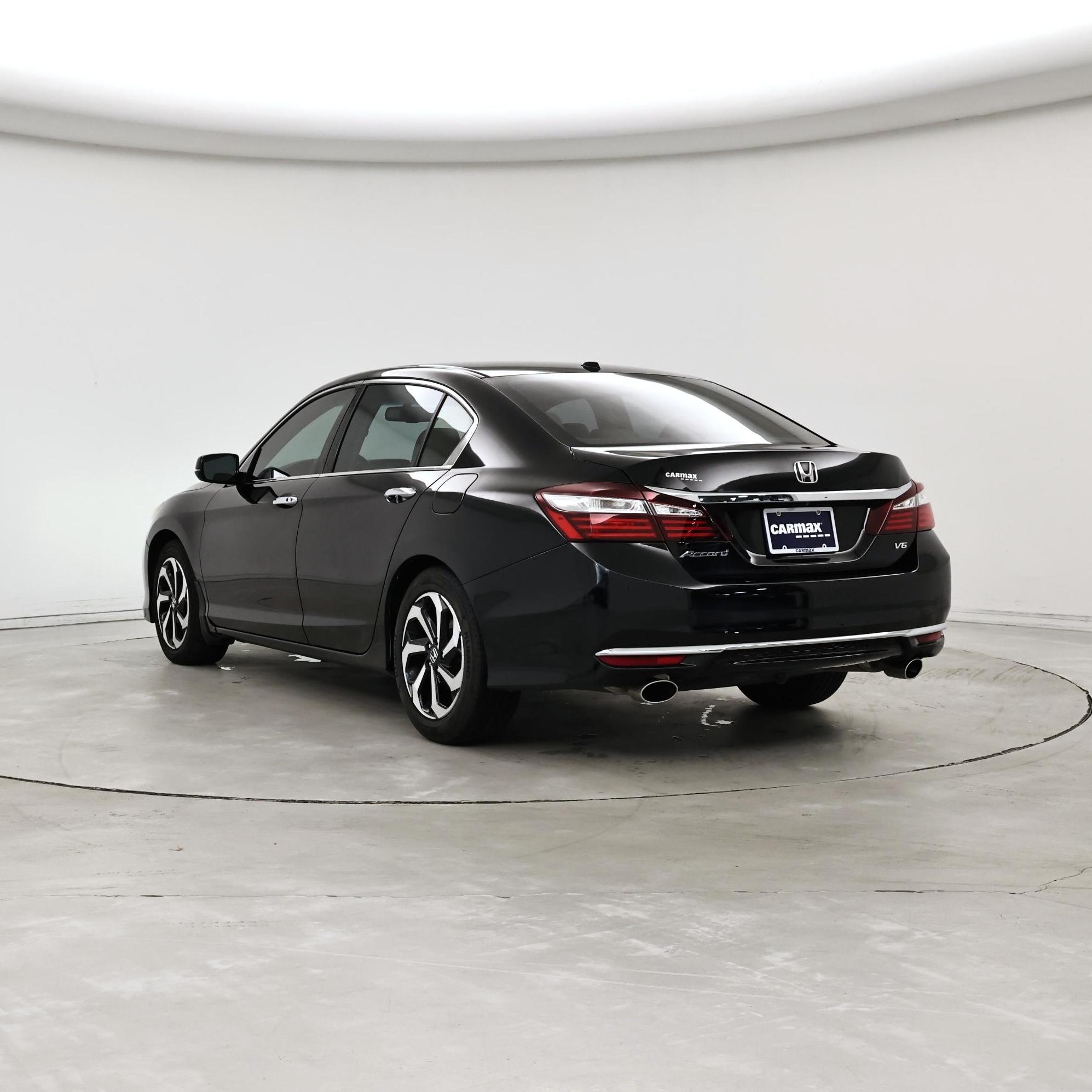 Thumbnail: 2017 Honda Accord - 2