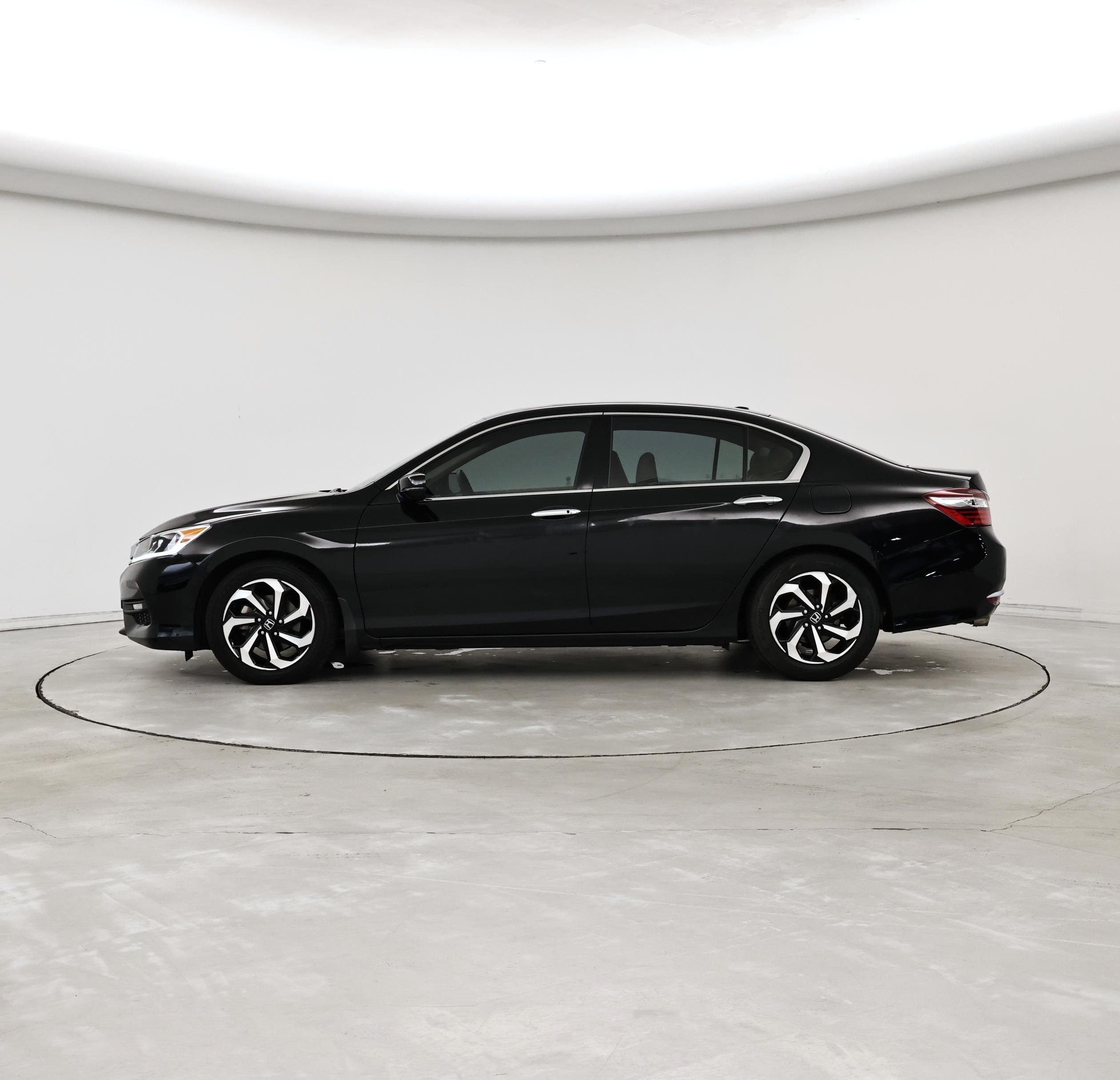 Thumbnail: 2017 Honda Accord - 3