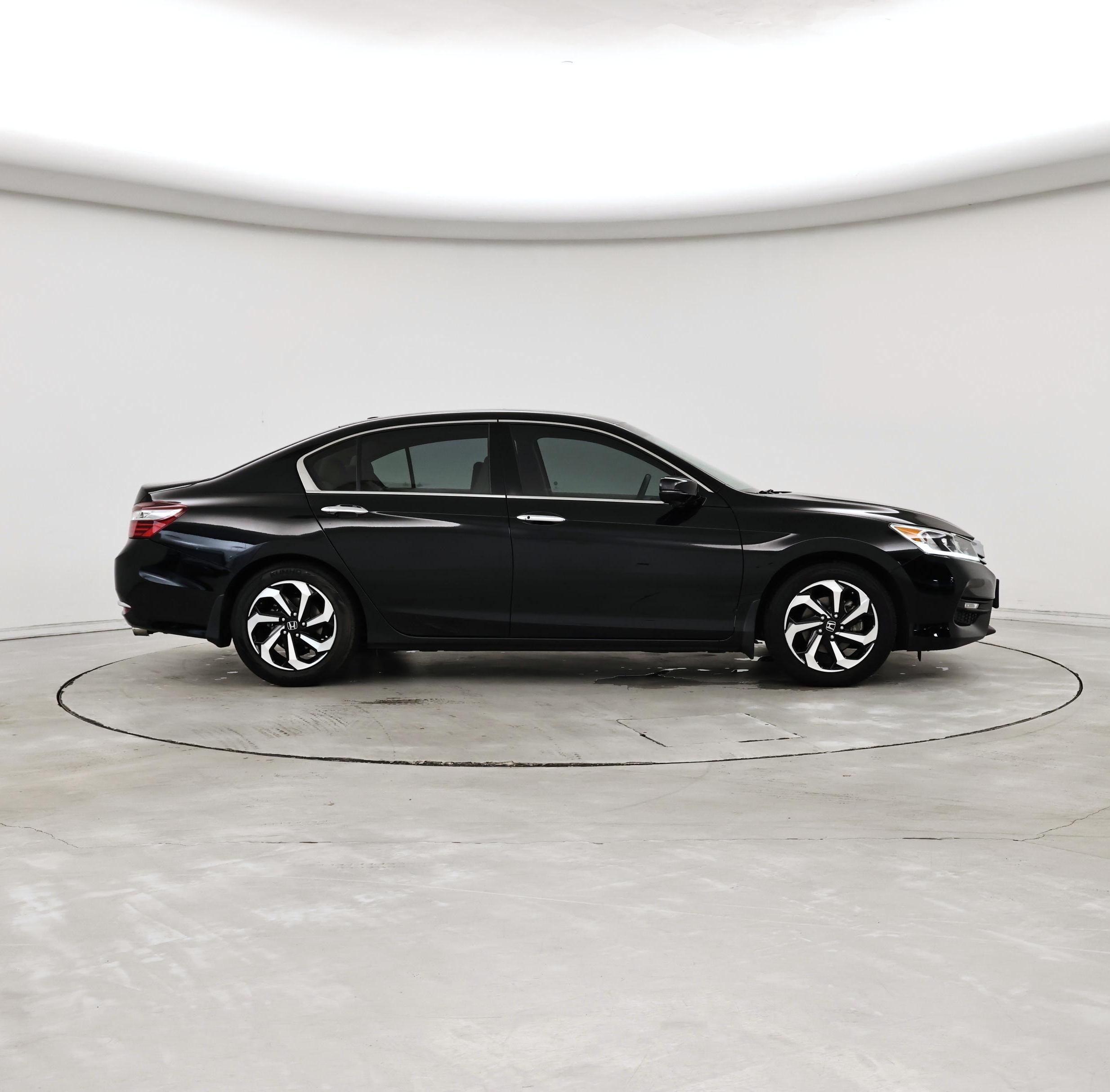 Thumbnail: 2017 Honda Accord - 7