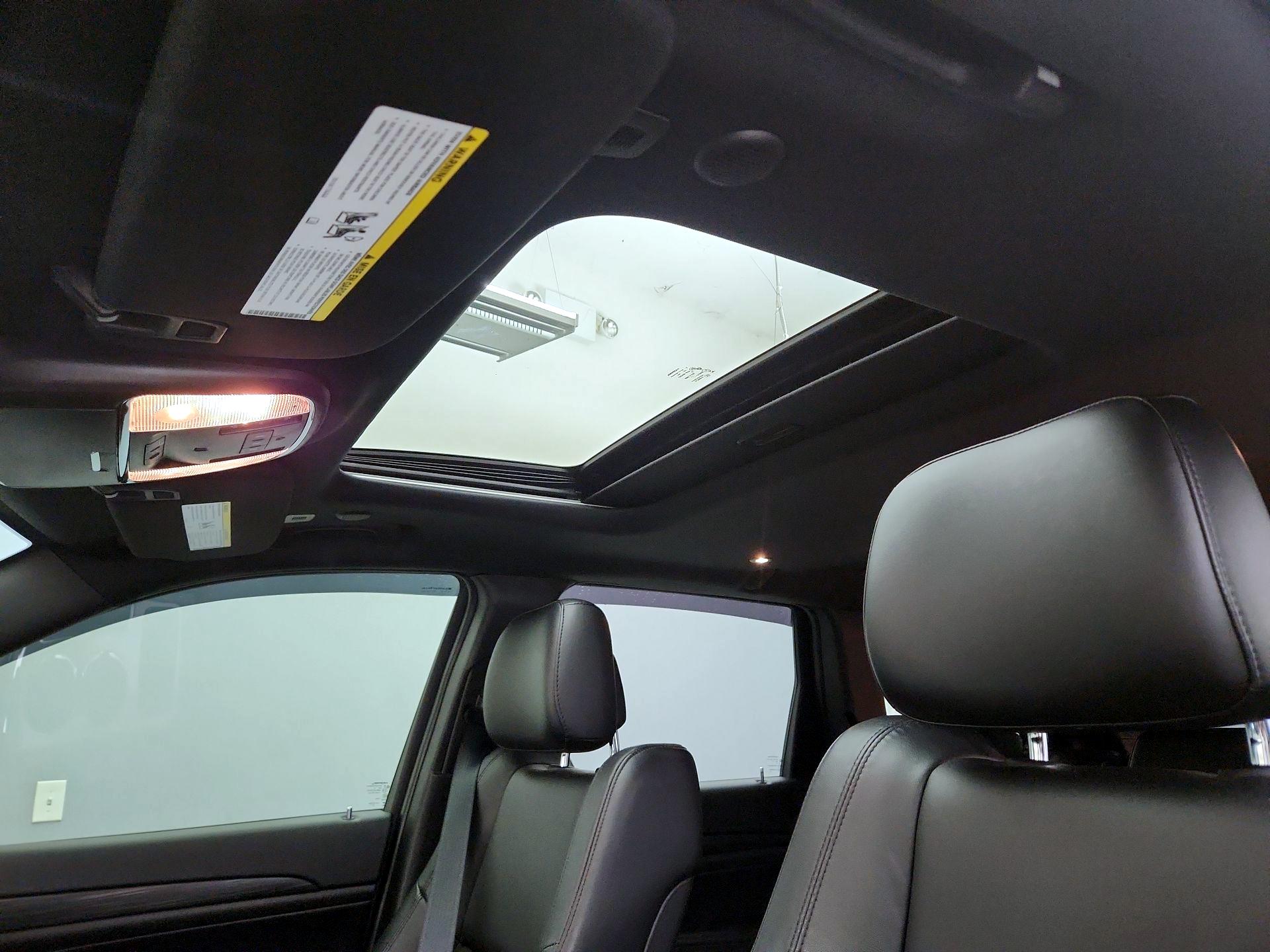 Thumbnail: 2021 Jeep Grand Cherokee - 20