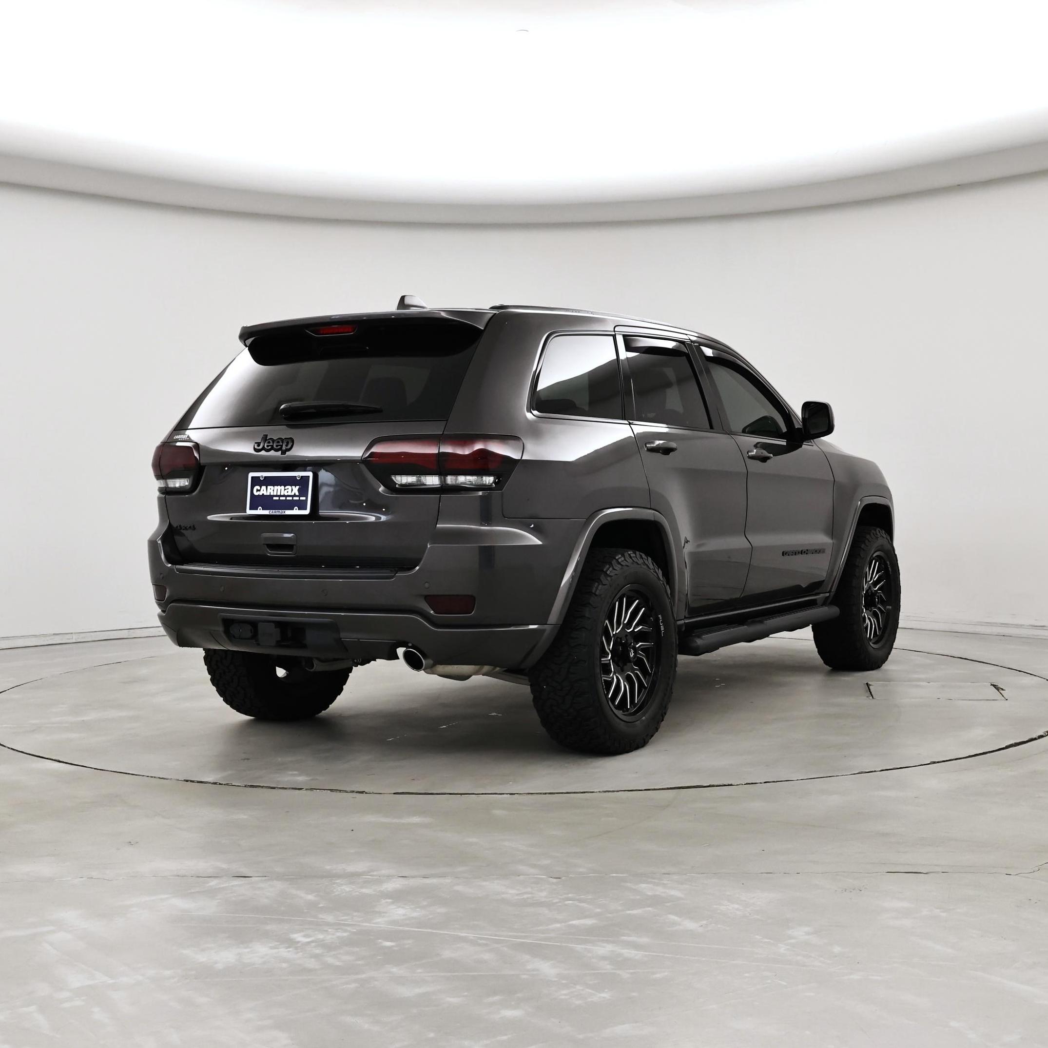 Thumbnail: 2021 Jeep Grand Cherokee - 8