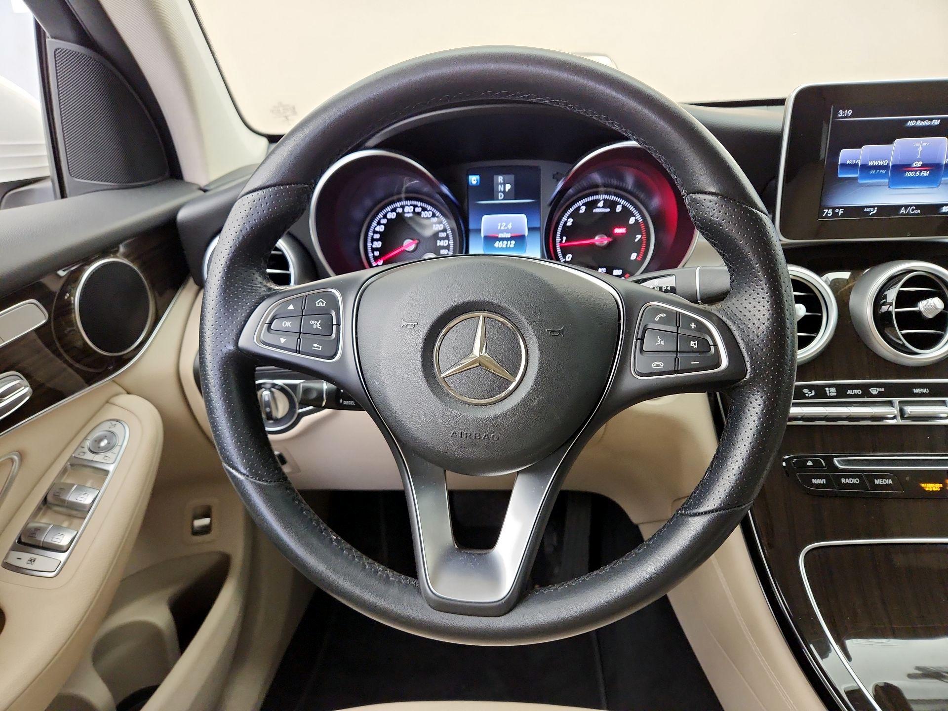 Thumbnail: 2017 Mercedes-Benz GLC - 10