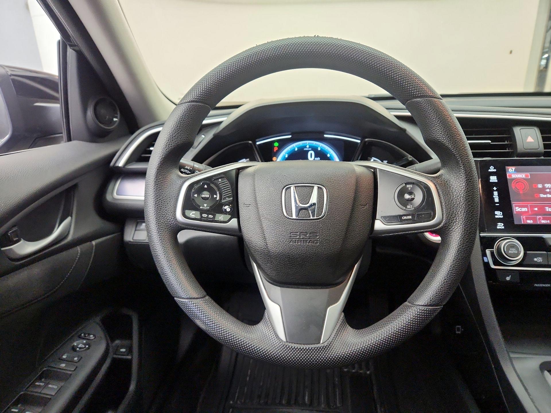 Thumbnail: 2017 Honda Civic - 10