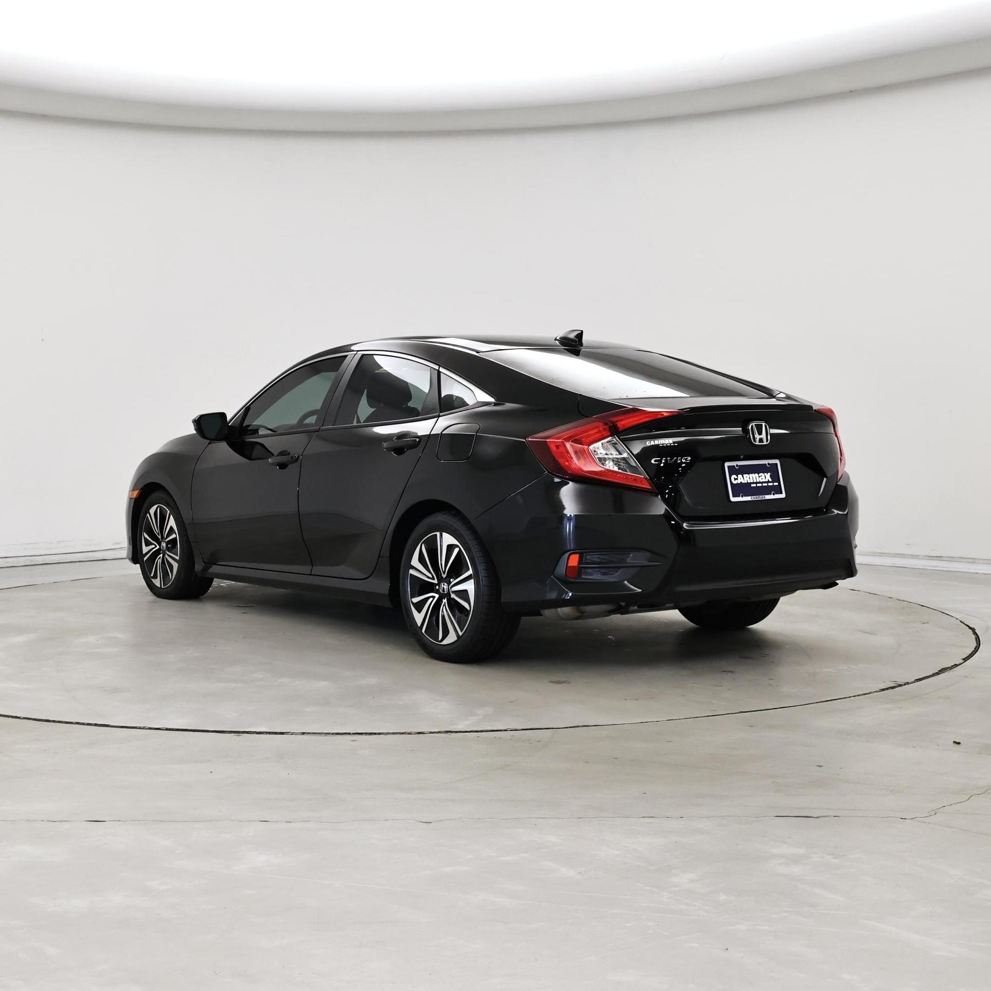 Thumbnail: 2017 Honda Civic - 2