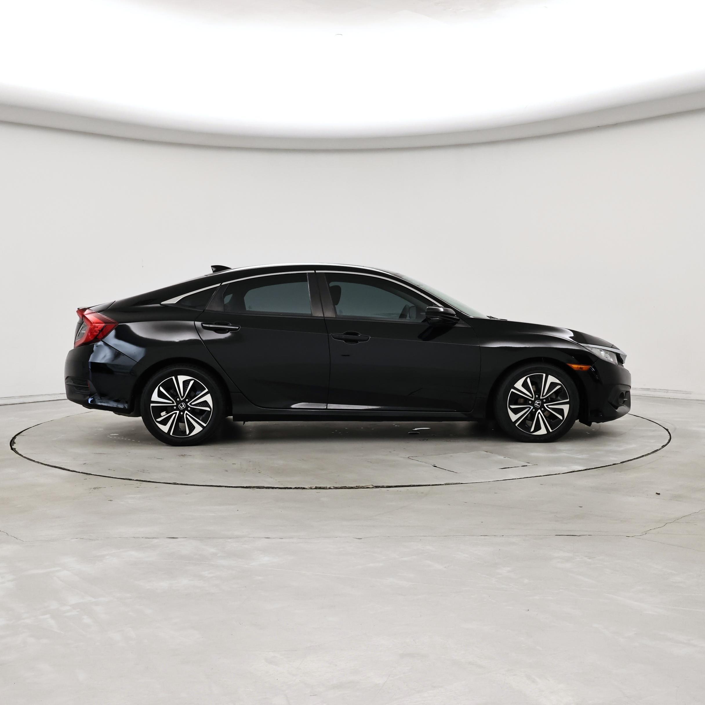 Thumbnail: 2017 Honda Civic - 7
