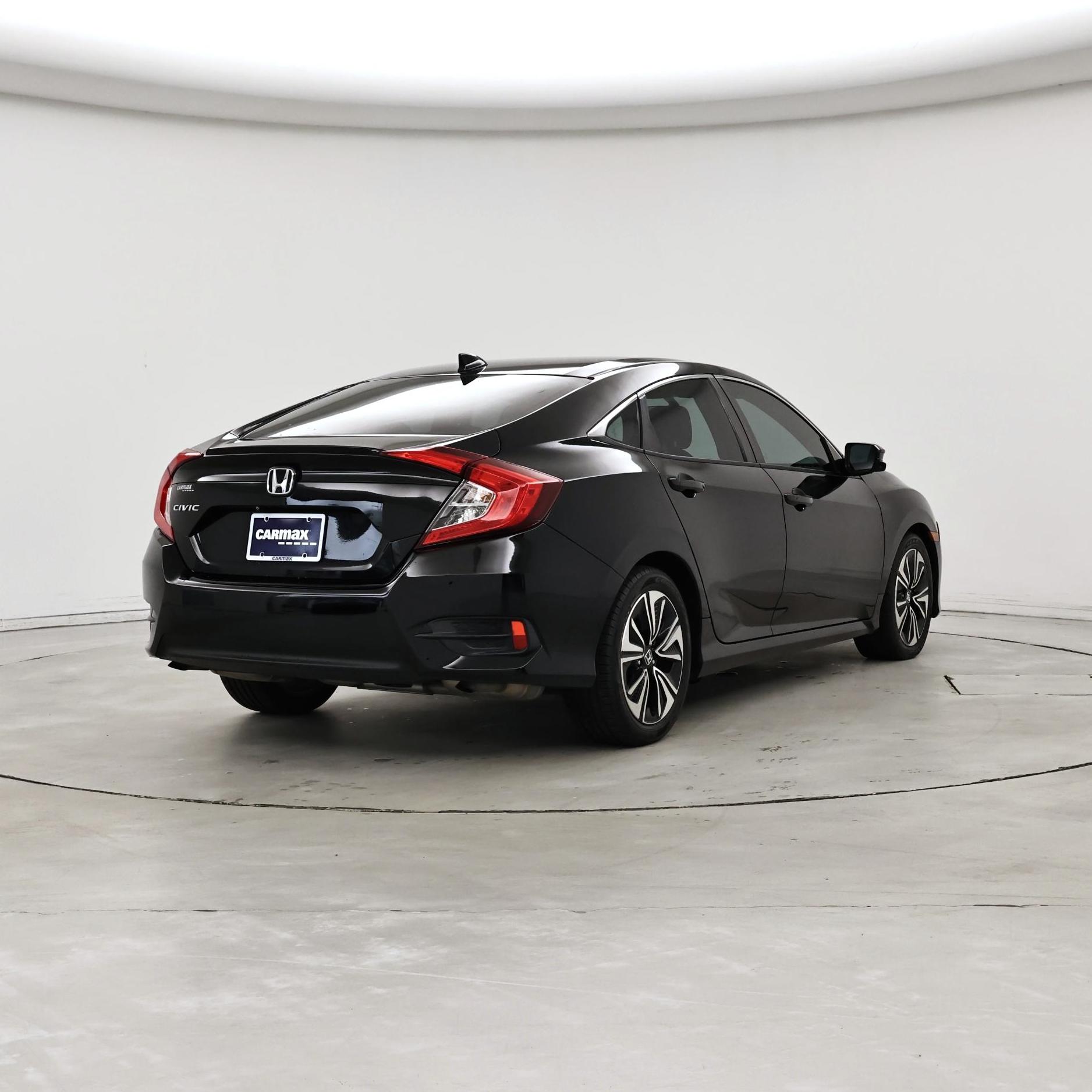 Thumbnail: 2017 Honda Civic - 8