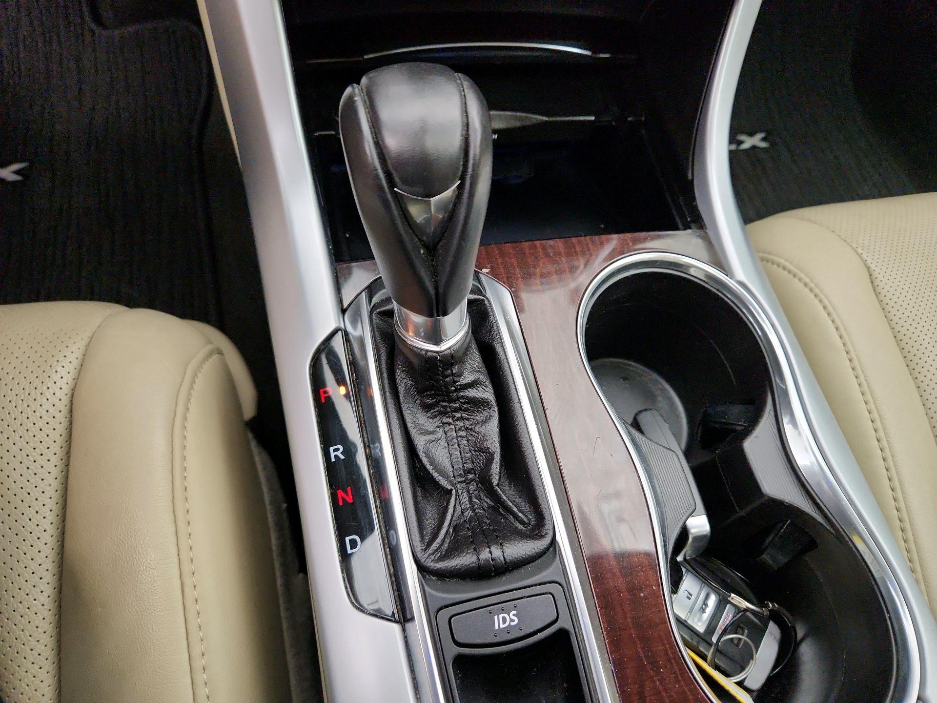 Thumbnail: 2015 Acura TLX - 17