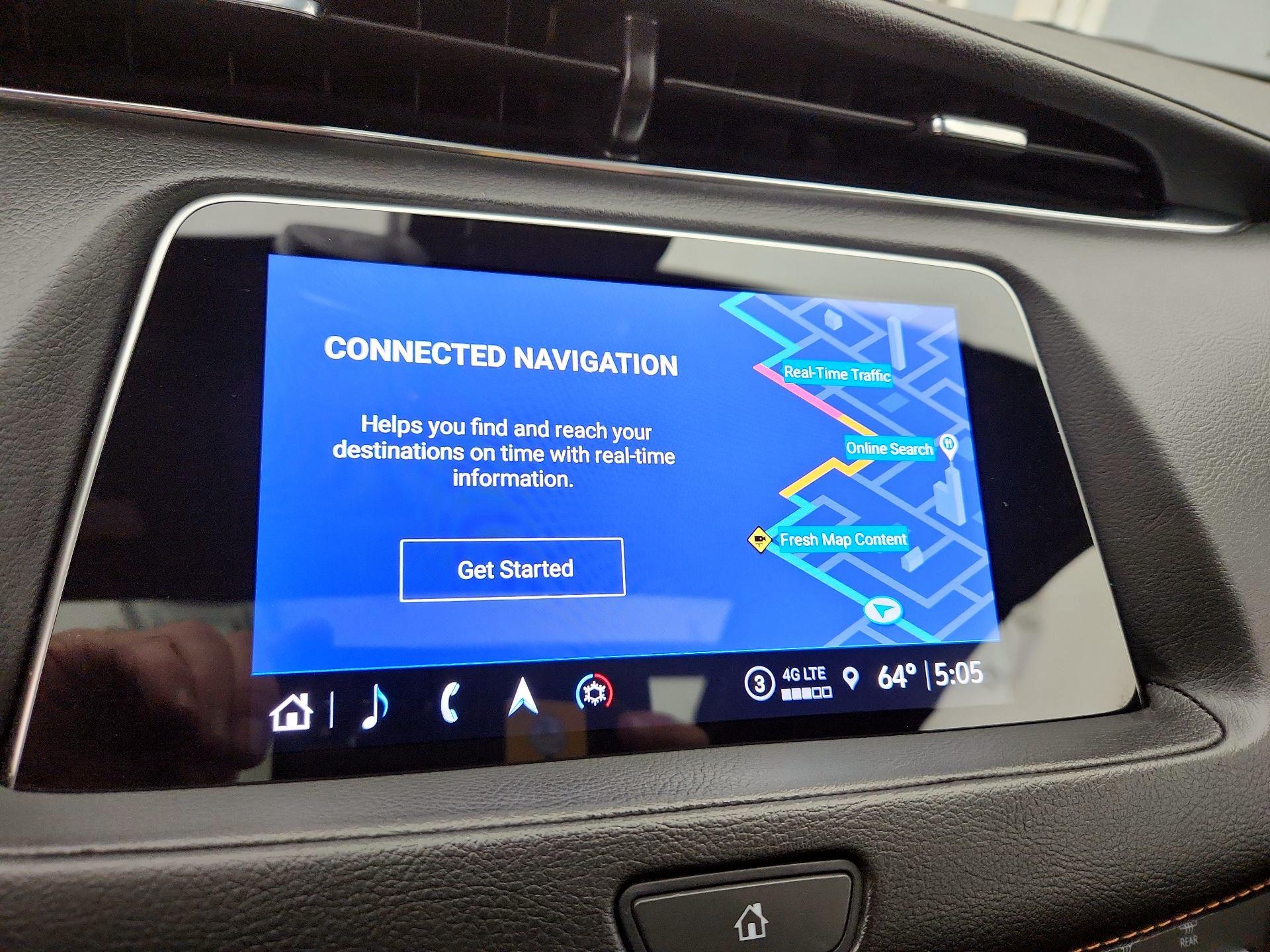 Thumbnail: 2022 Cadillac XT4 - 14