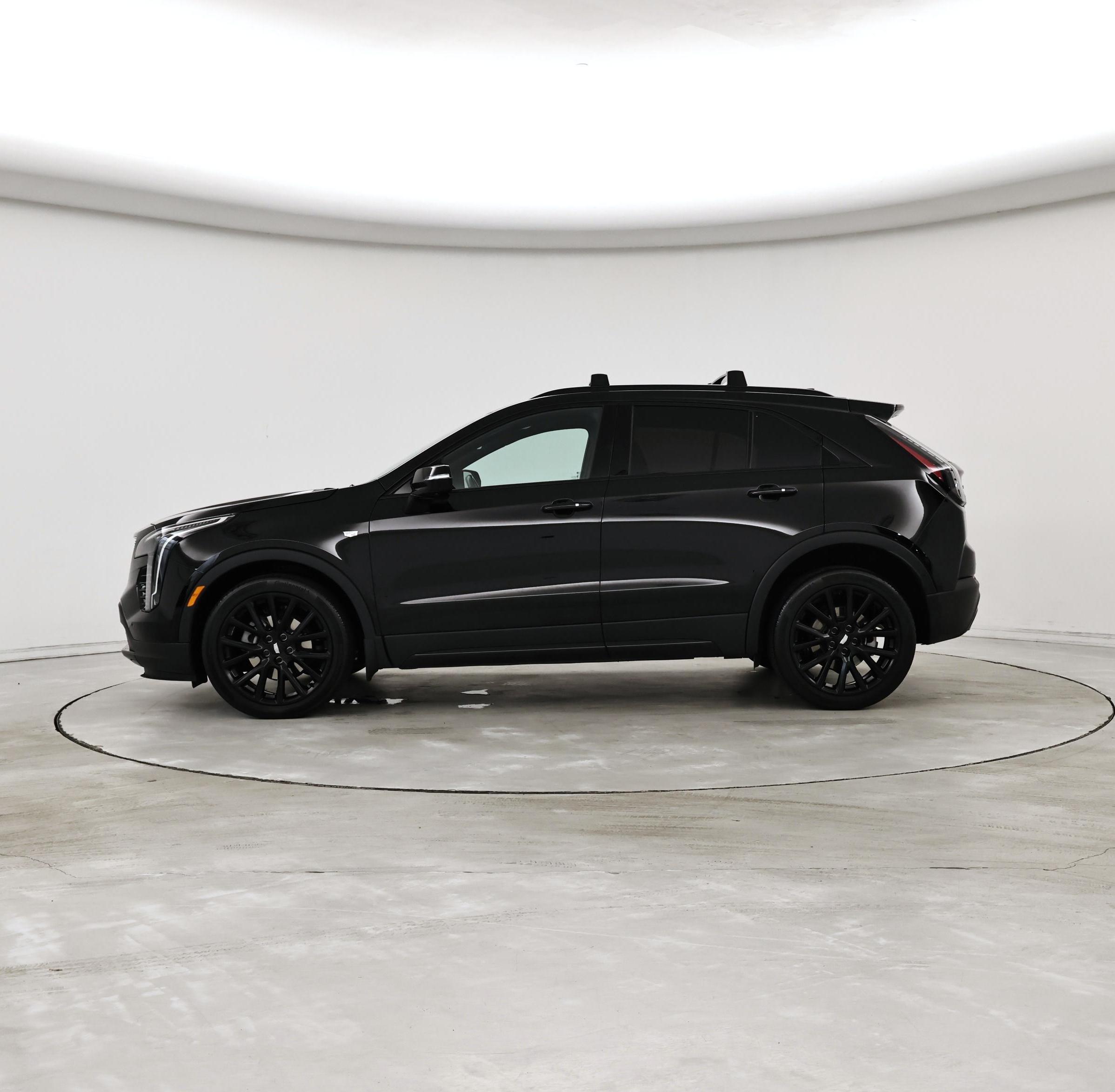 Thumbnail: 2022 Cadillac XT4 - 3