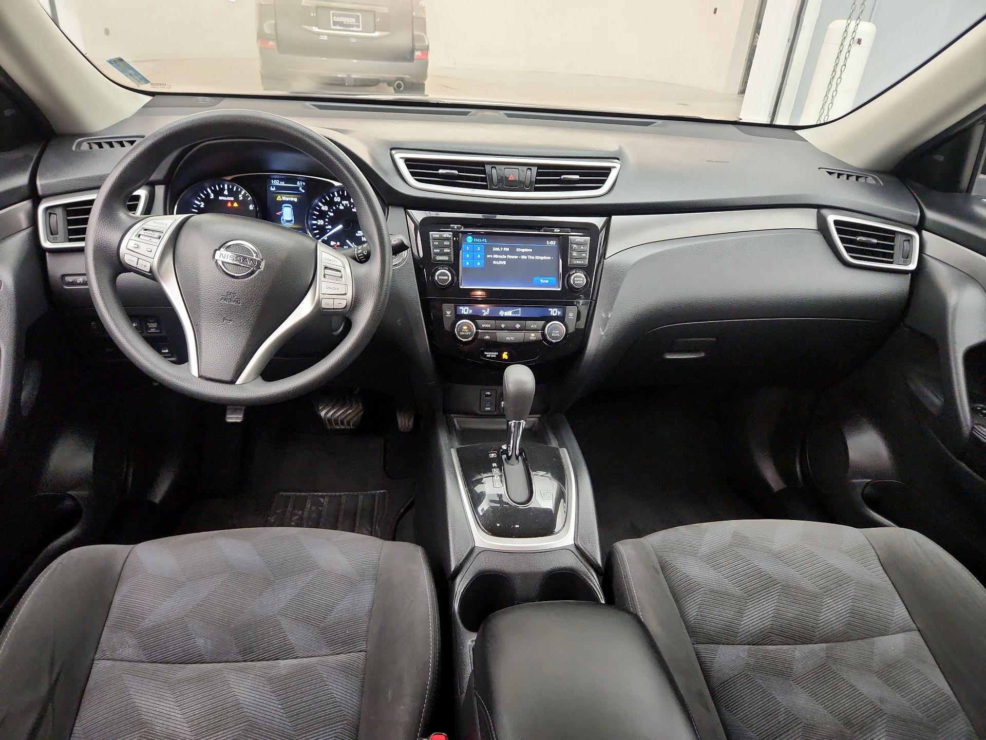 Thumbnail: 2015 Nissan Rogue - 9