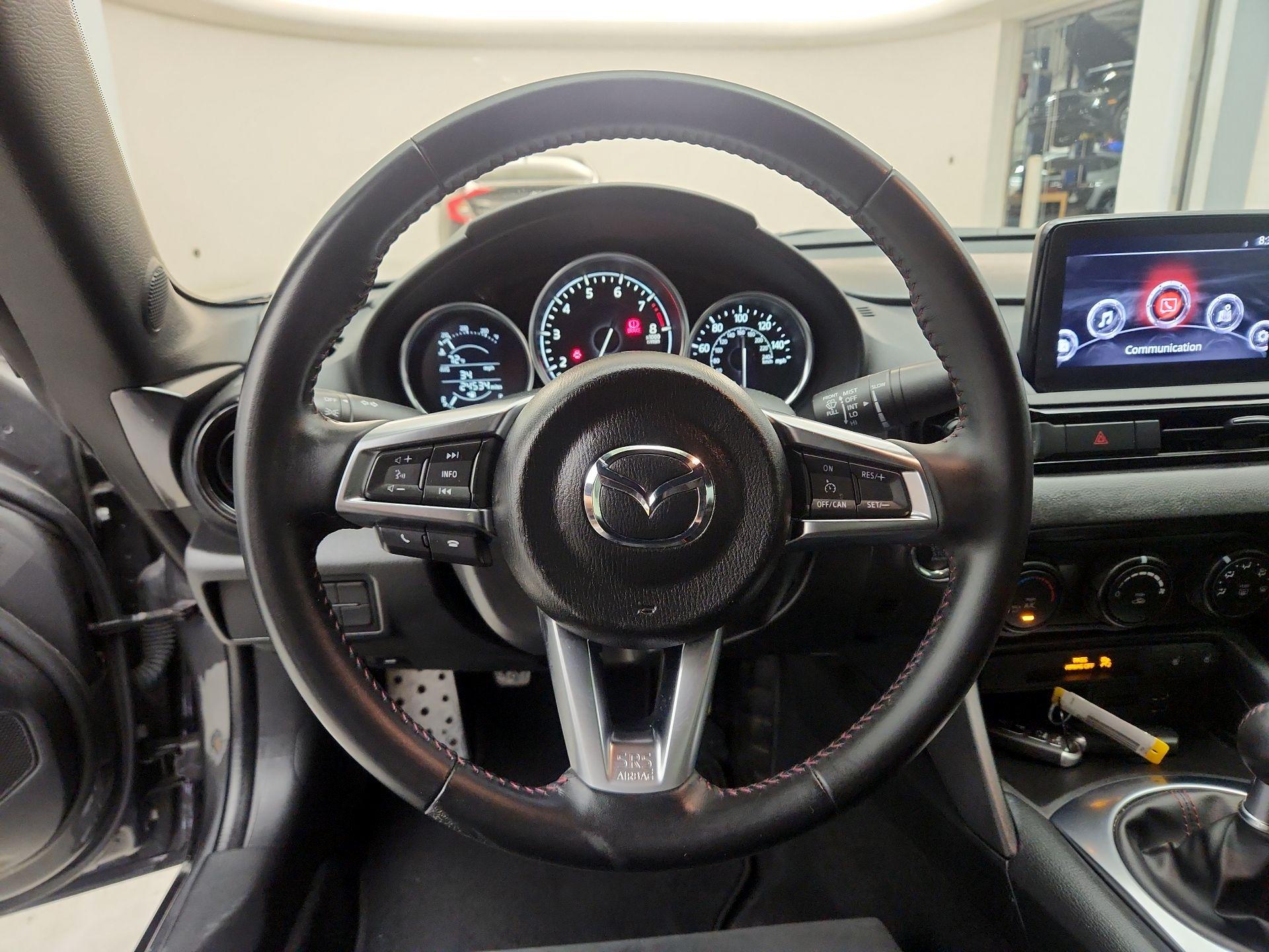 Thumbnail: 2019 Mazda MX-5 Miata - 10