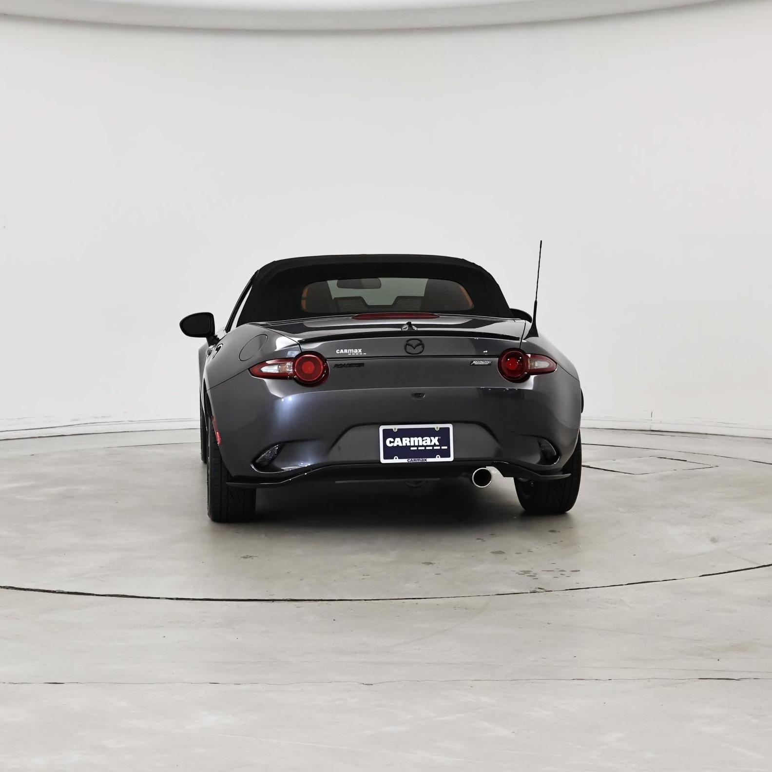 Thumbnail: 2019 Mazda MX-5 Miata - 6