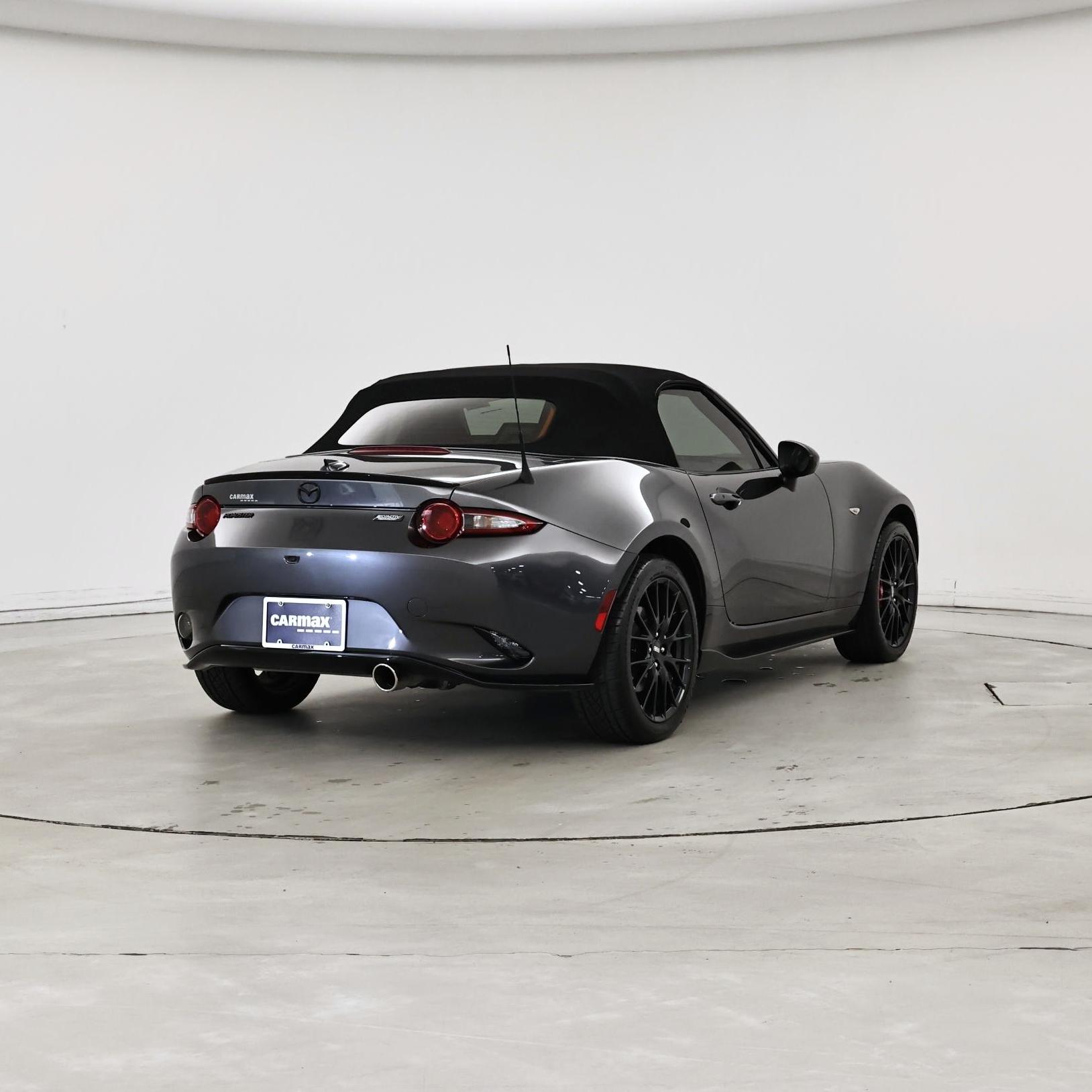 Thumbnail: 2019 Mazda MX-5 Miata - 8