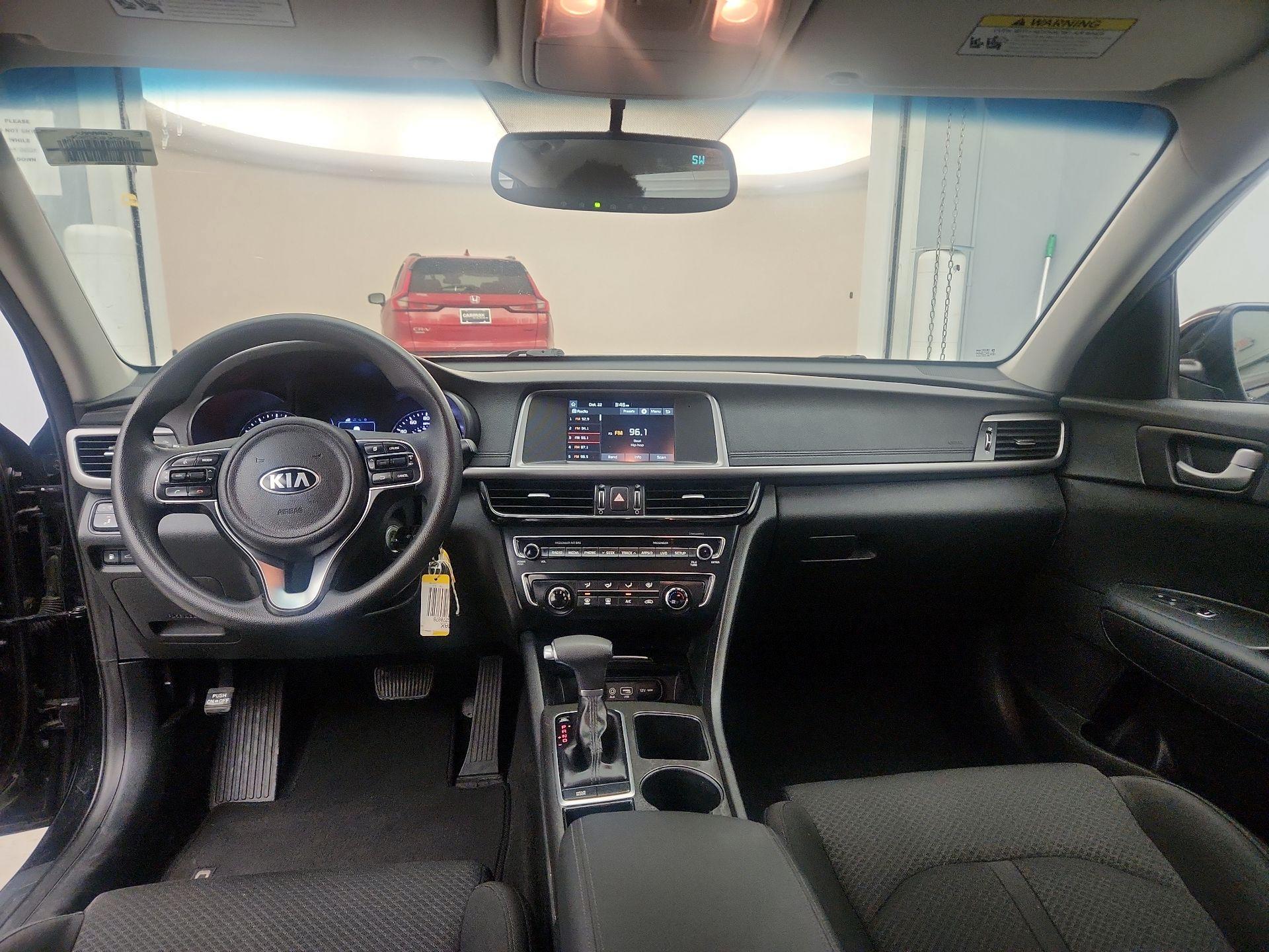 Thumbnail: 2018 Kia Optima - 9