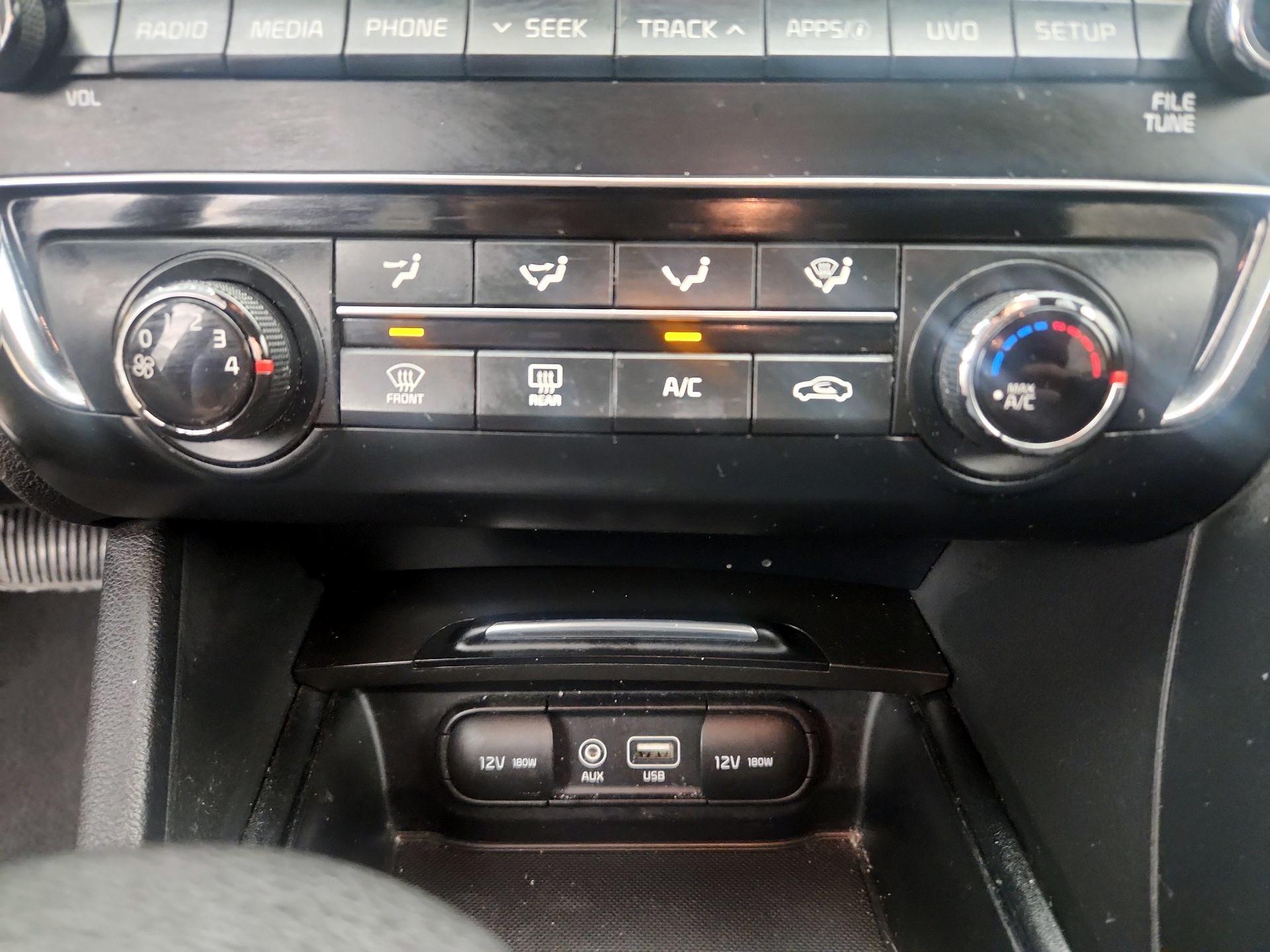 Thumbnail: 2018 Kia Optima - 16