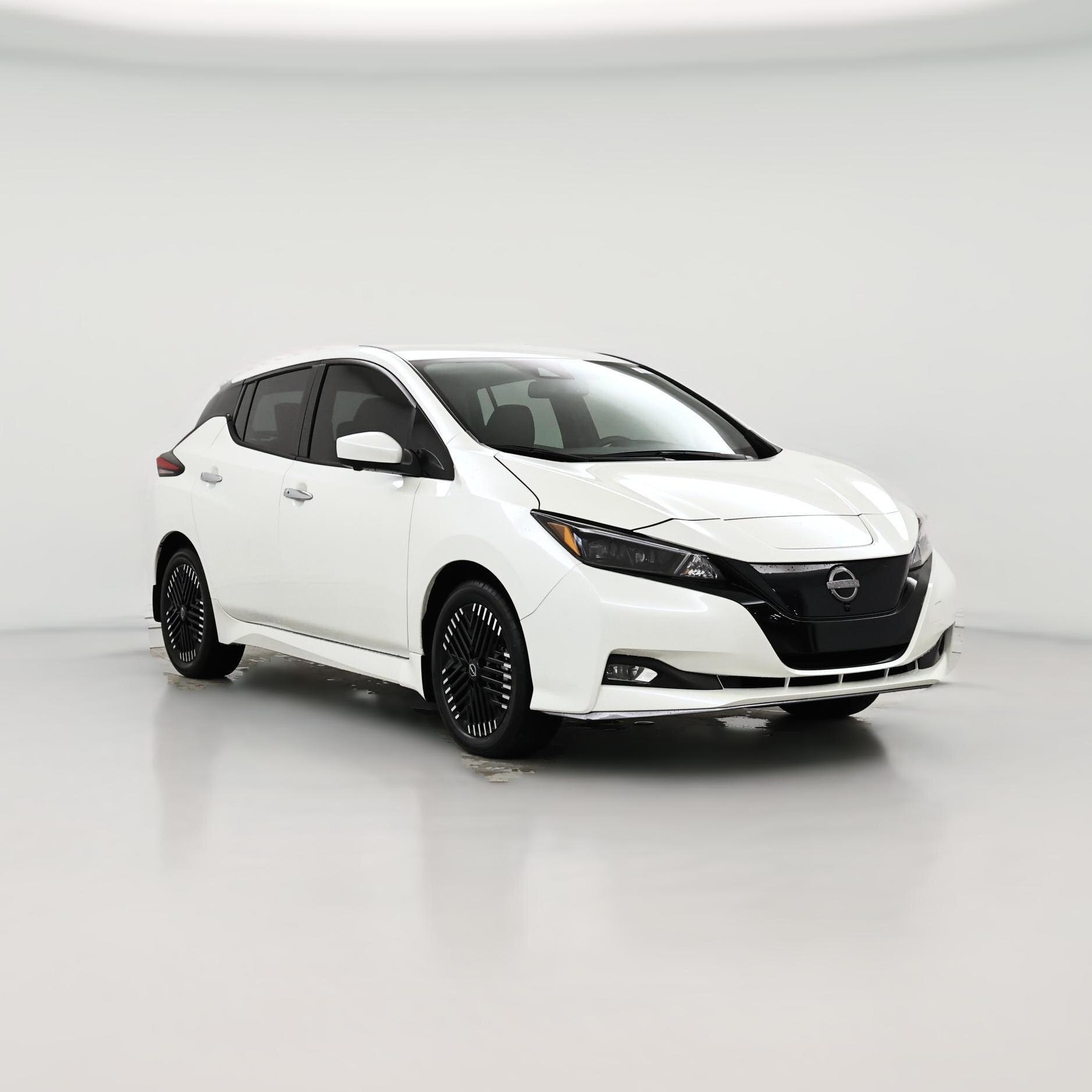 Thumbnail: 2023 Nissan Leaf - 1