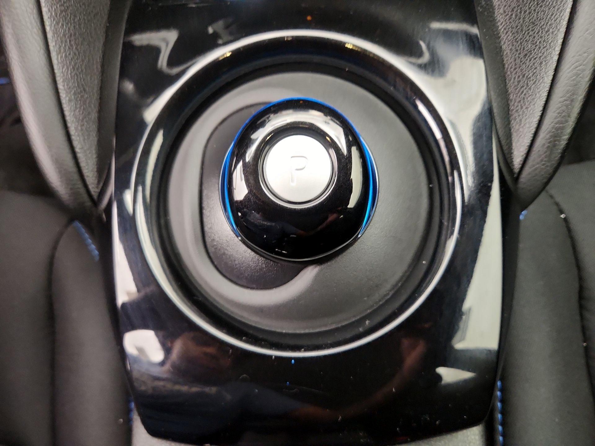 Thumbnail: 2023 Nissan Leaf - 18