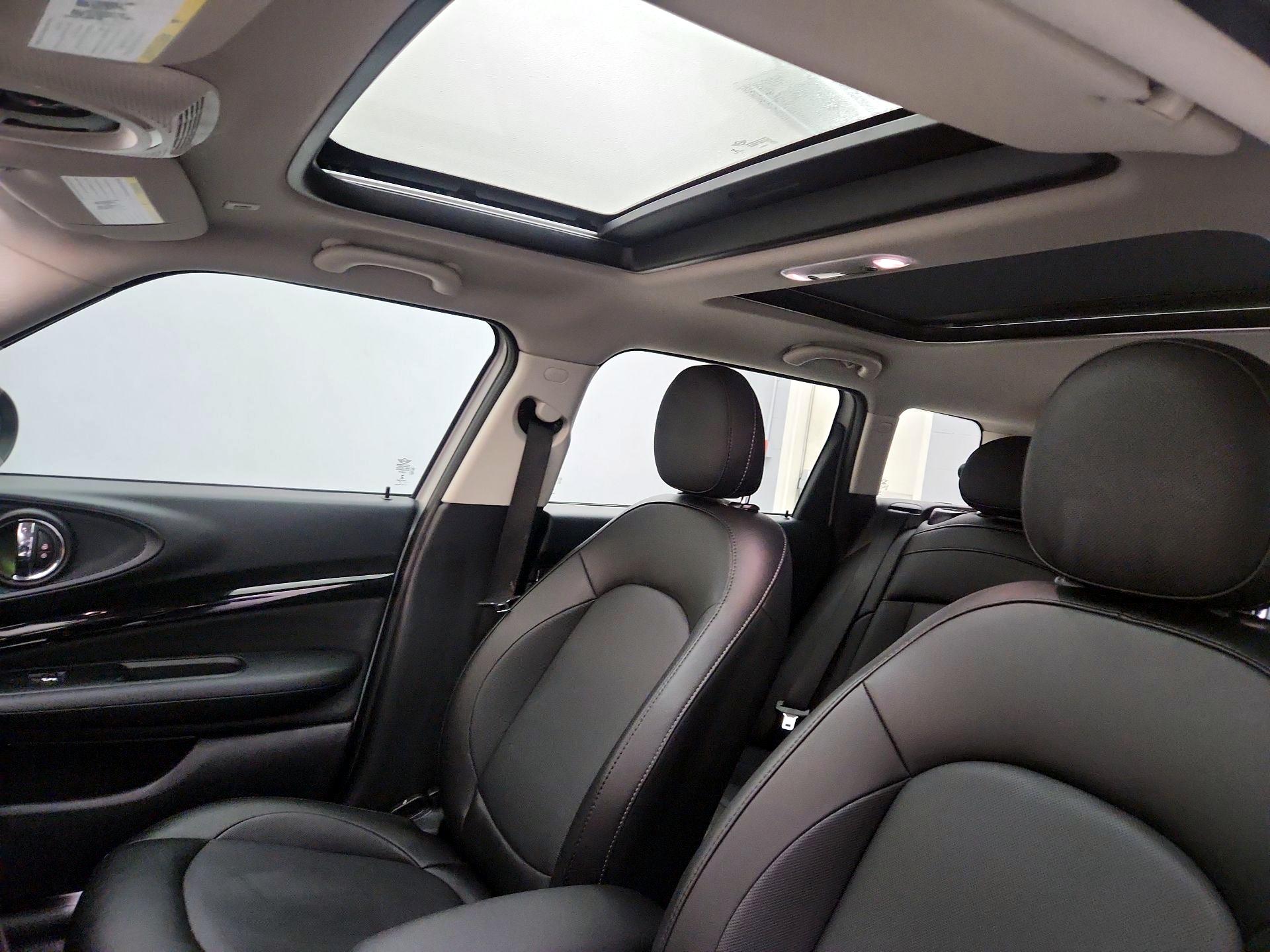 Thumbnail: 2019 MINI Cooper Clubman - 19