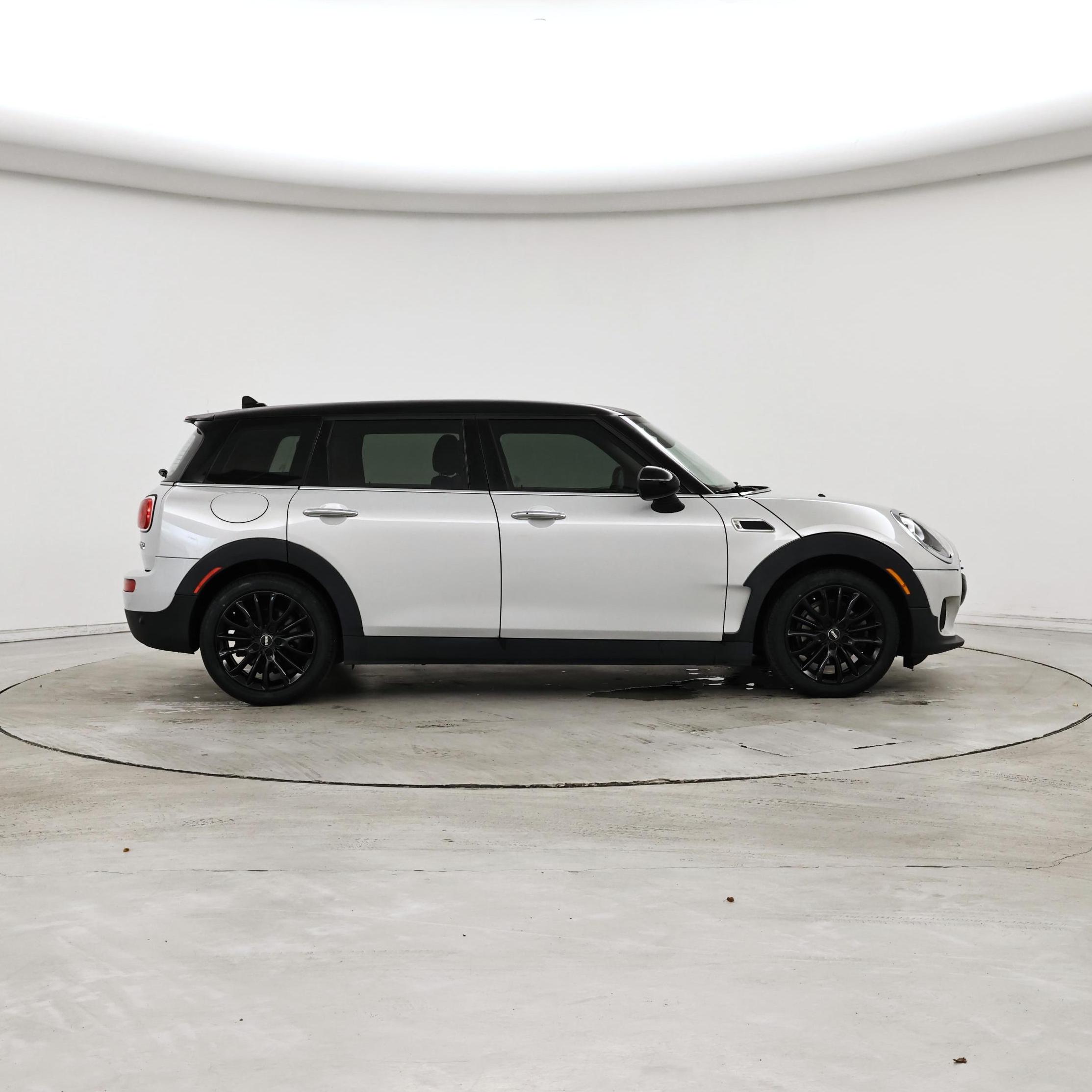 Thumbnail: 2019 MINI Cooper Clubman - 7