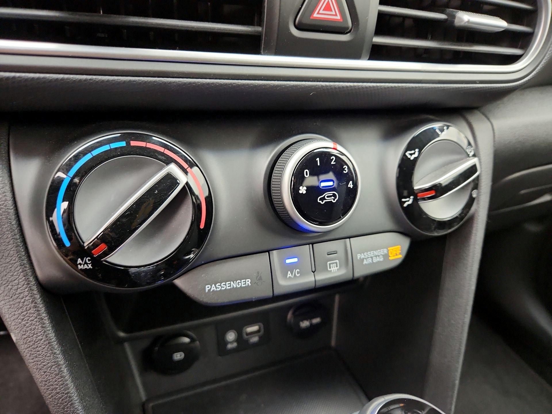 Thumbnail: 2021 Hyundai Kona - 16