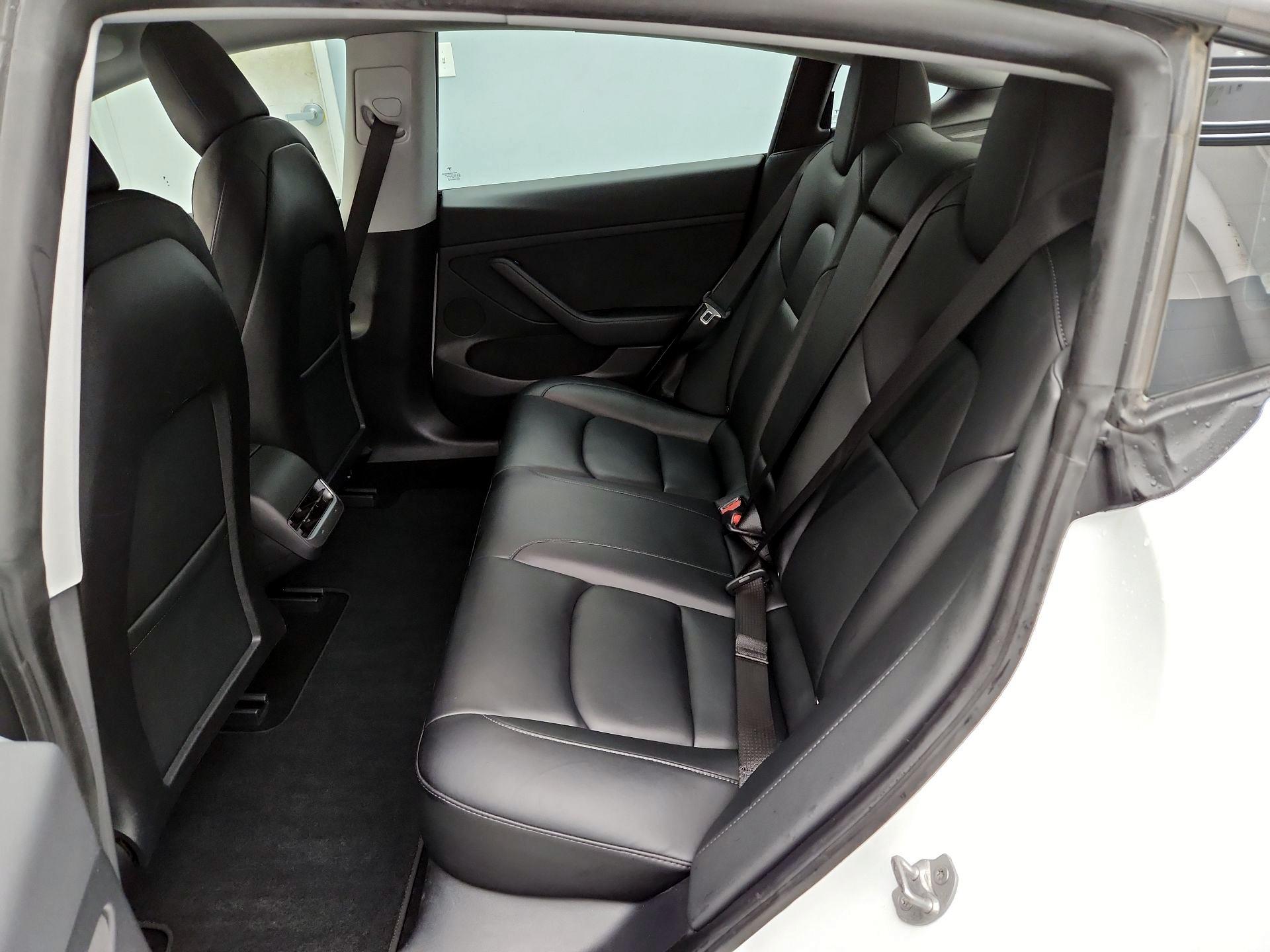 Thumbnail: 2021 Tesla Model 3 - 19