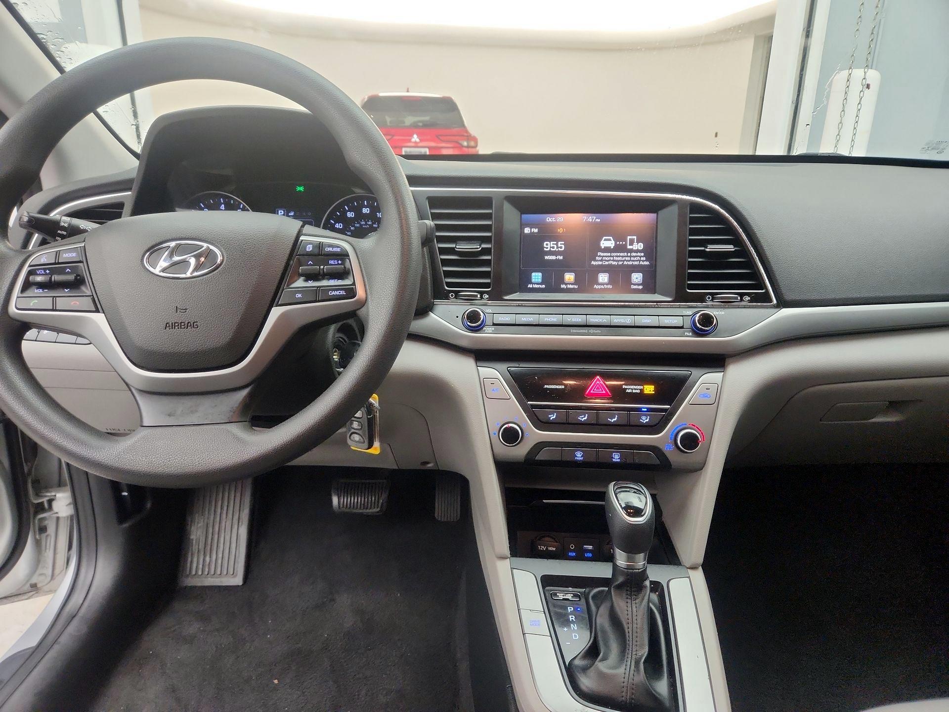 Thumbnail: 2018 Hyundai Elantra - 9