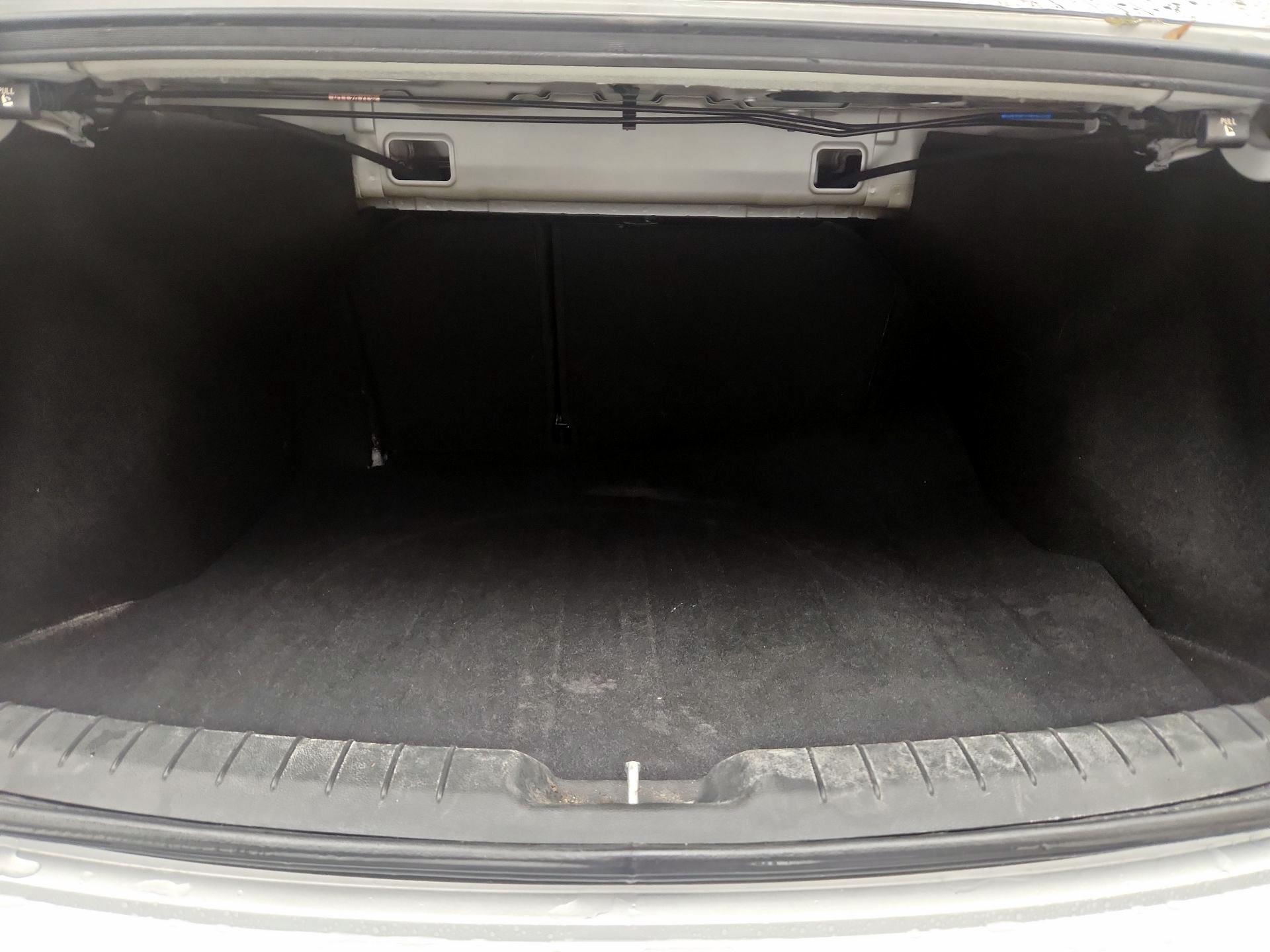 Thumbnail: 2018 Hyundai Elantra - 20