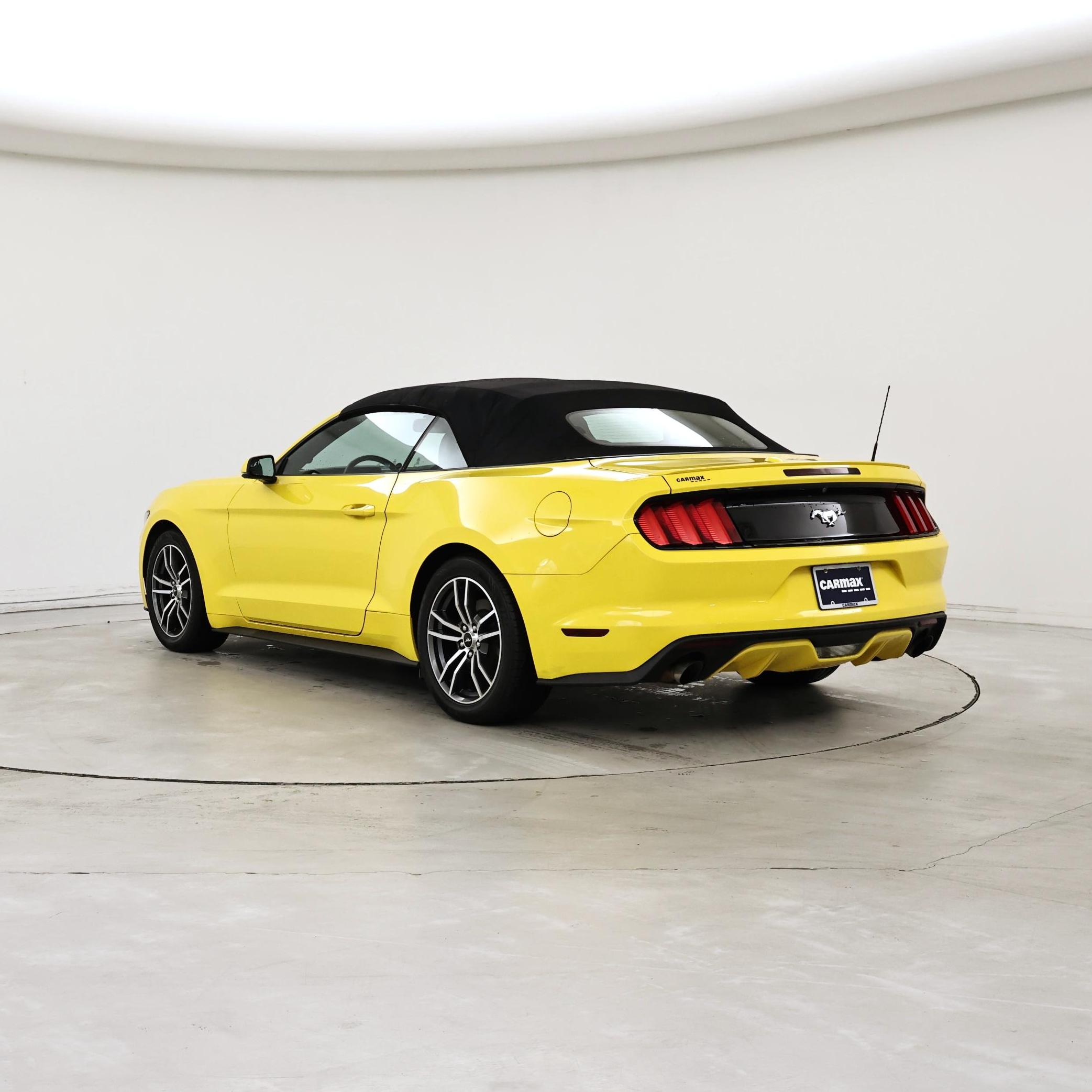 Thumbnail: 2017 Ford Mustang - 2