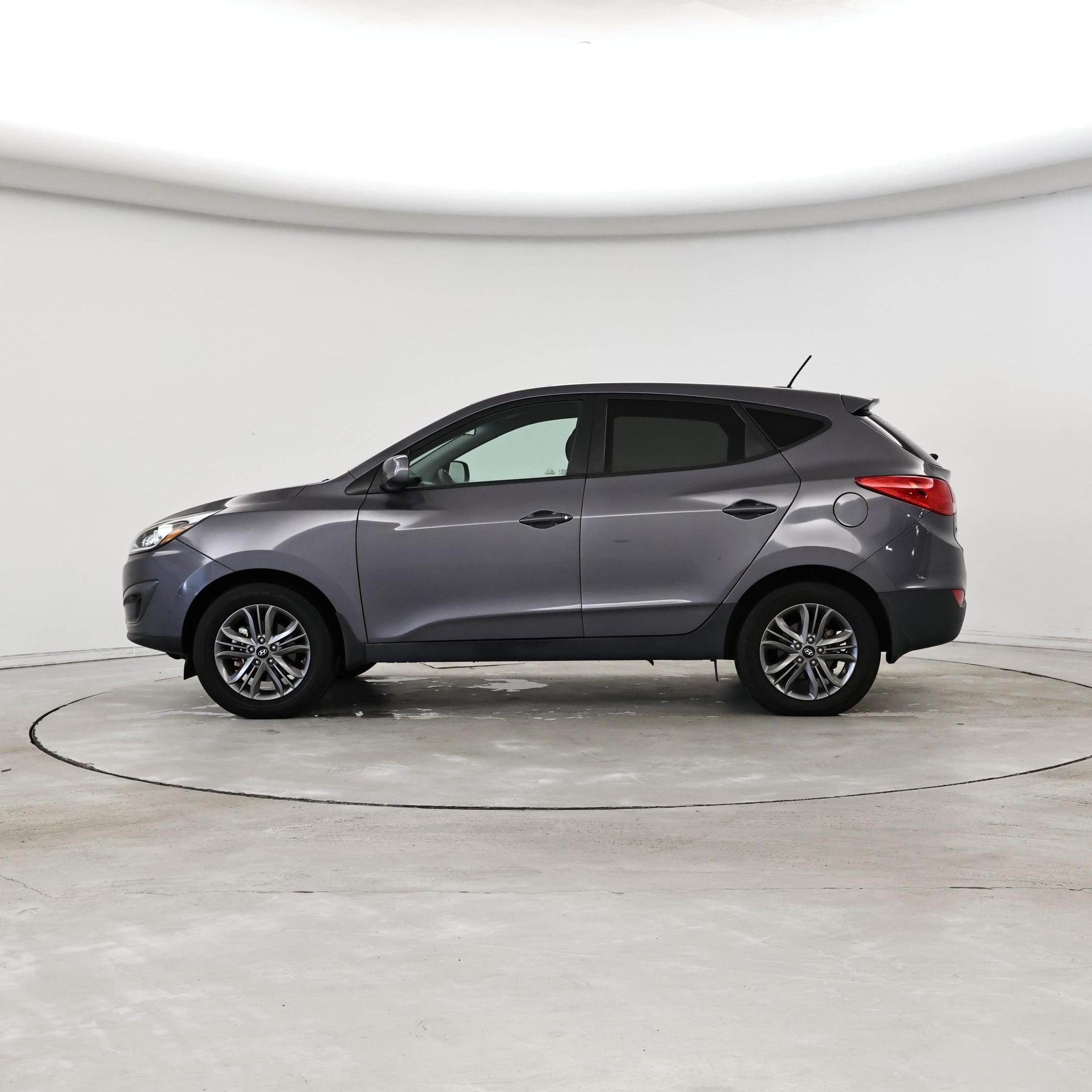 Thumbnail: 2015 Hyundai Tucson - 3