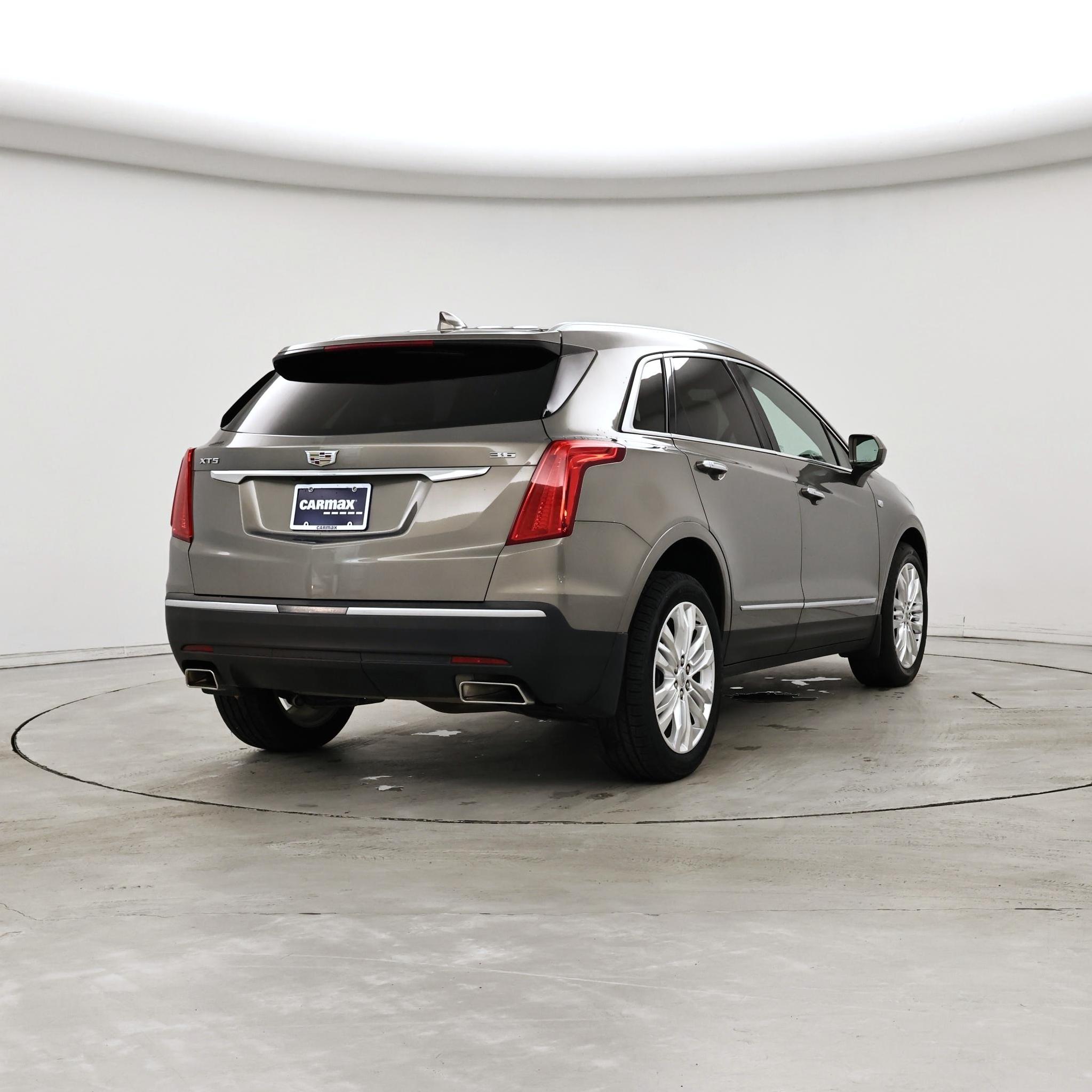 Thumbnail: 2018 Cadillac XT5 - 8