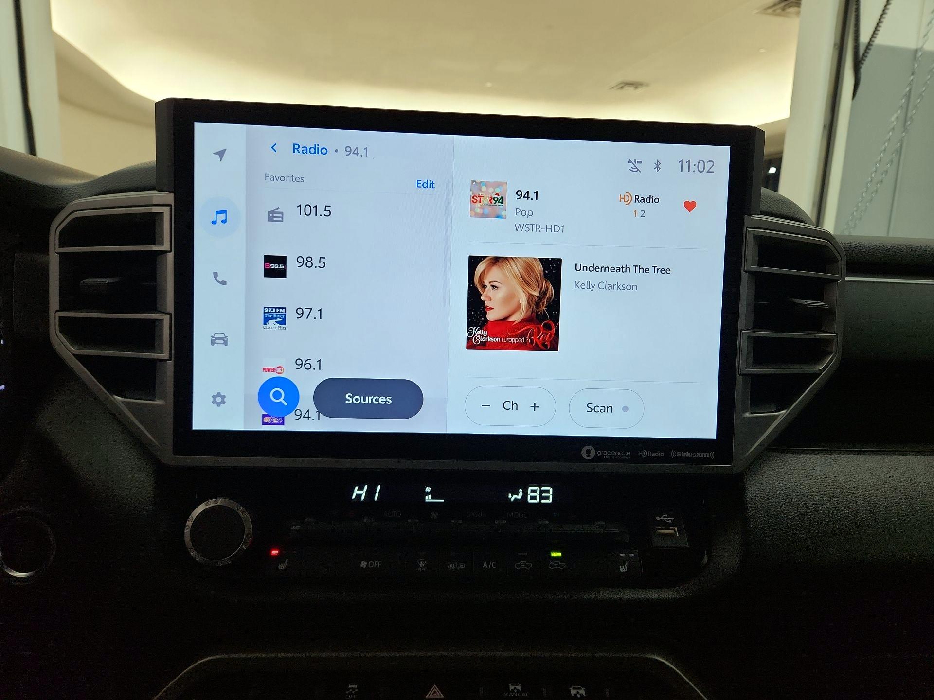 Thumbnail: 2022 Toyota Tundra - 16