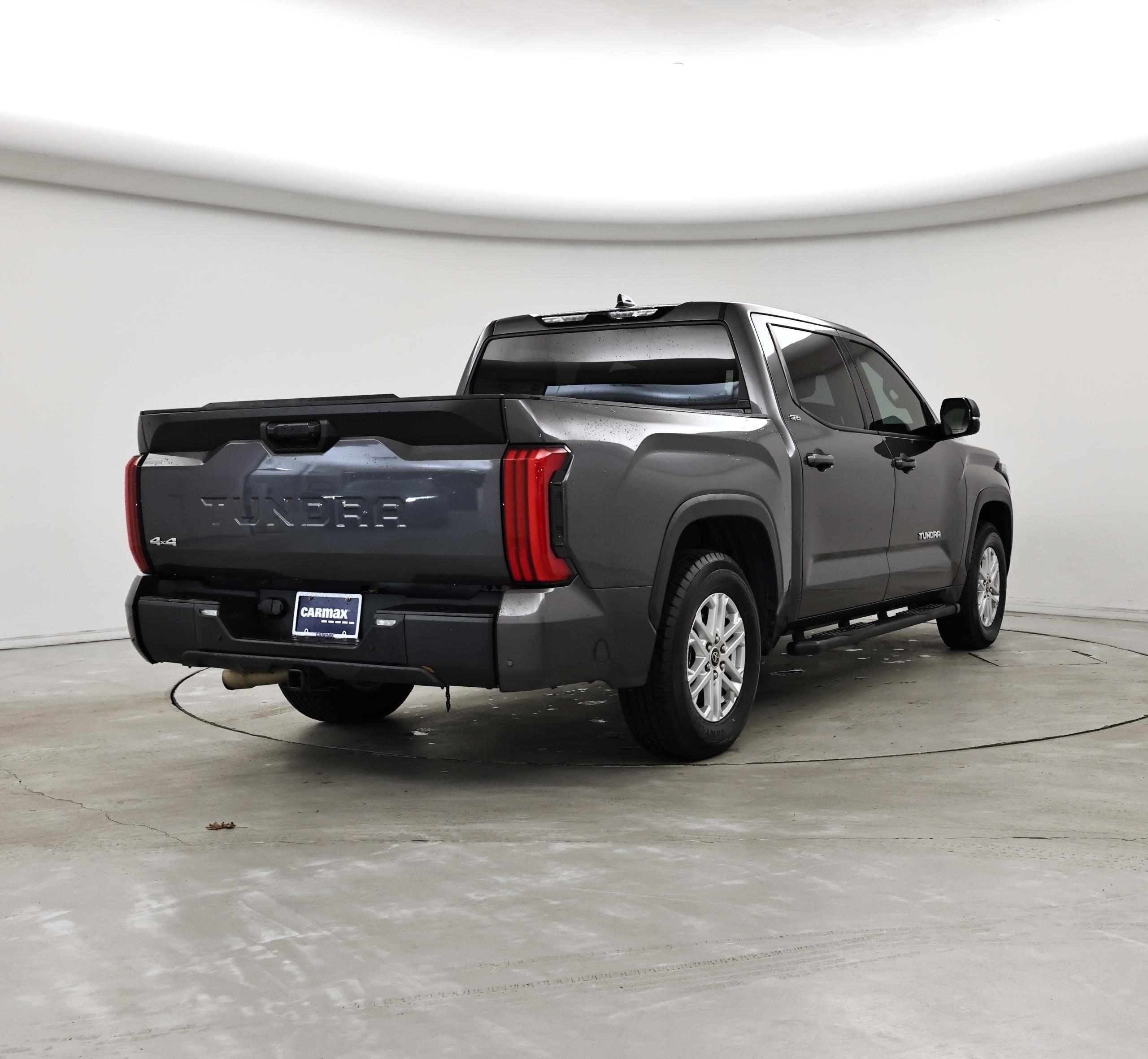 Thumbnail: 2022 Toyota Tundra - 8