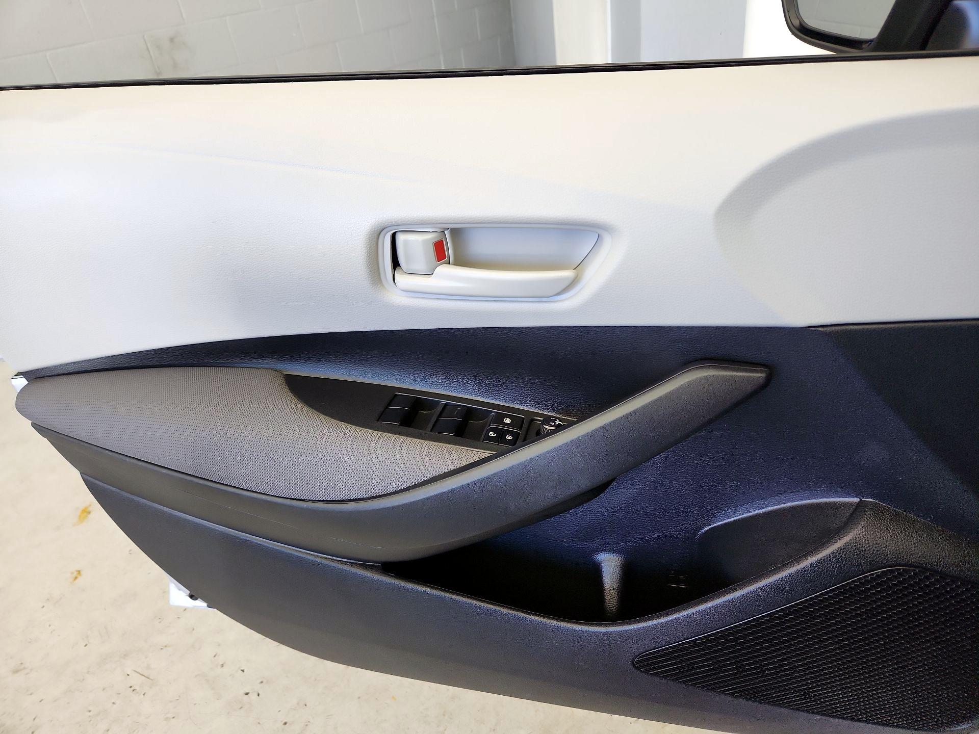 Thumbnail: 2024 Toyota Corolla - 12