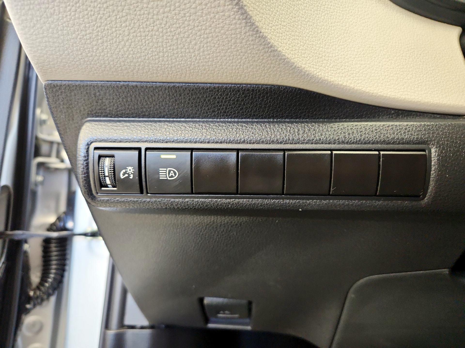 Thumbnail: 2024 Toyota Corolla - 13