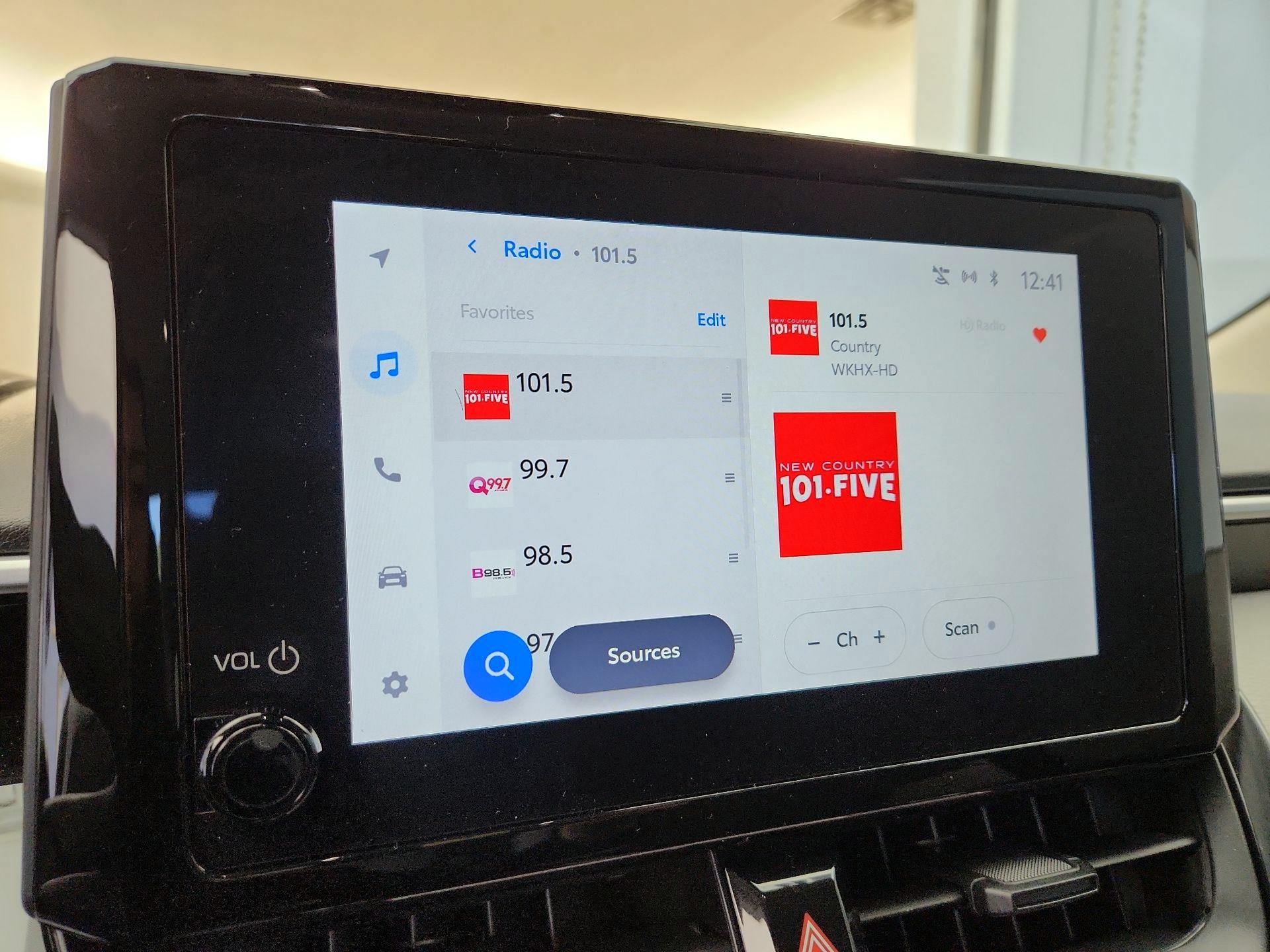 Thumbnail: 2024 Toyota Corolla - 15