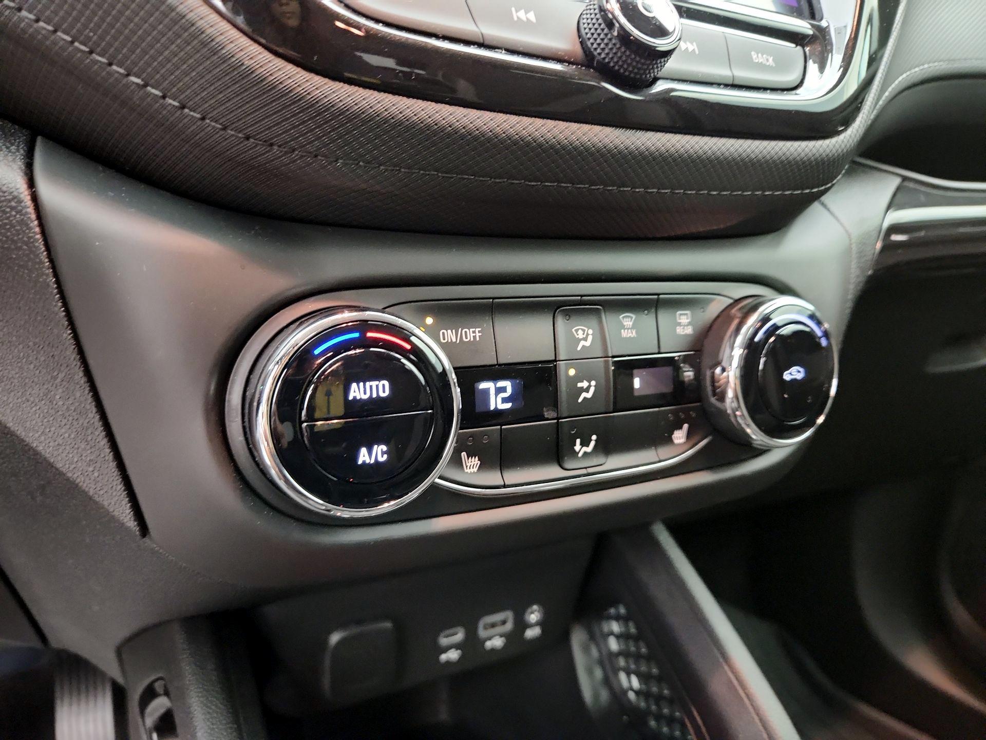 Thumbnail: 2023 Chevrolet TrailBlazer - 16