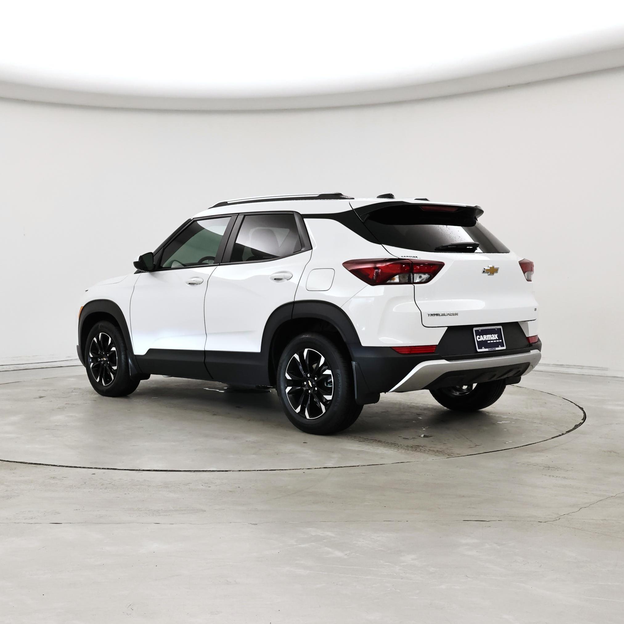 Thumbnail: 2023 Chevrolet TrailBlazer - 2