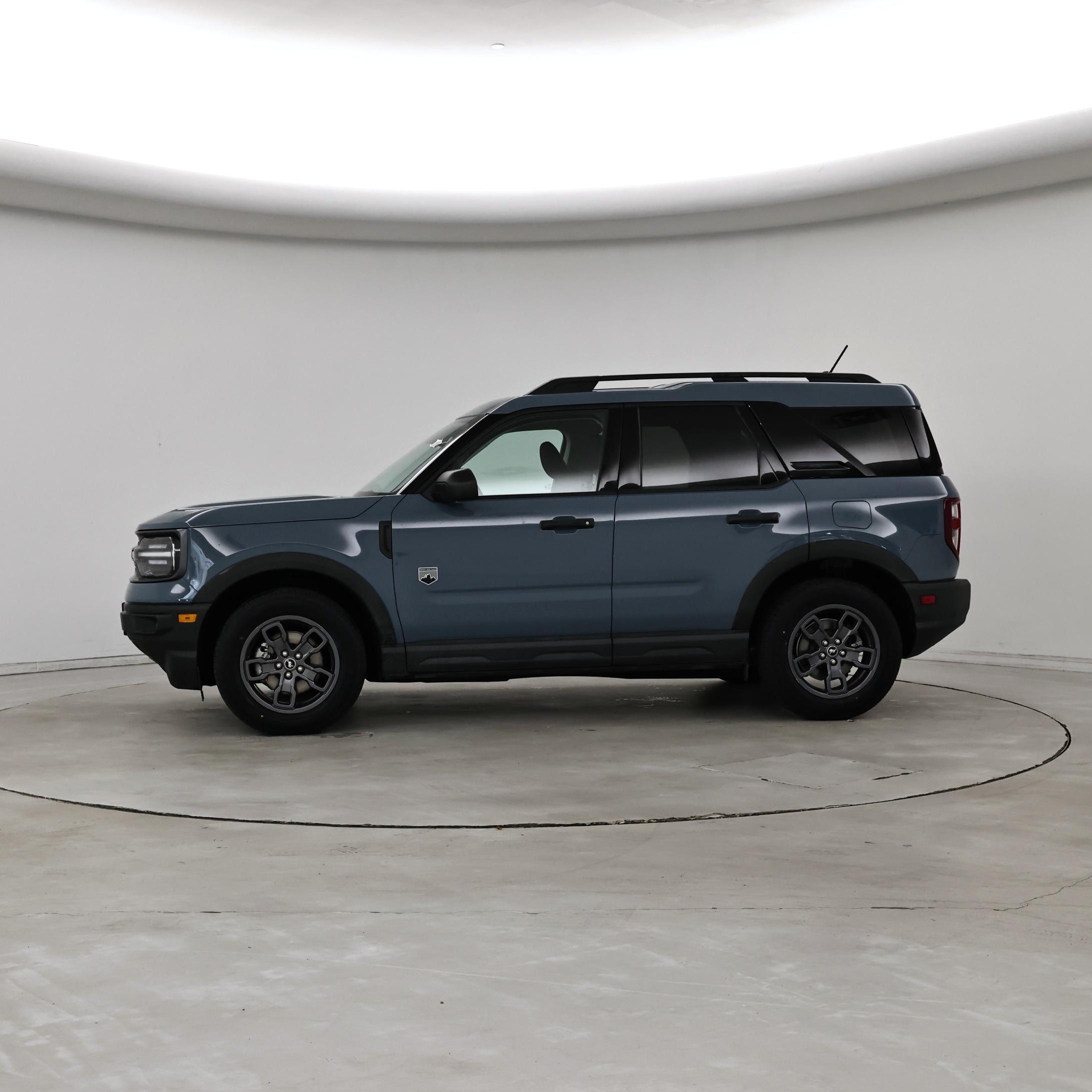 Thumbnail: 2022 Ford Bronco Sport - 3