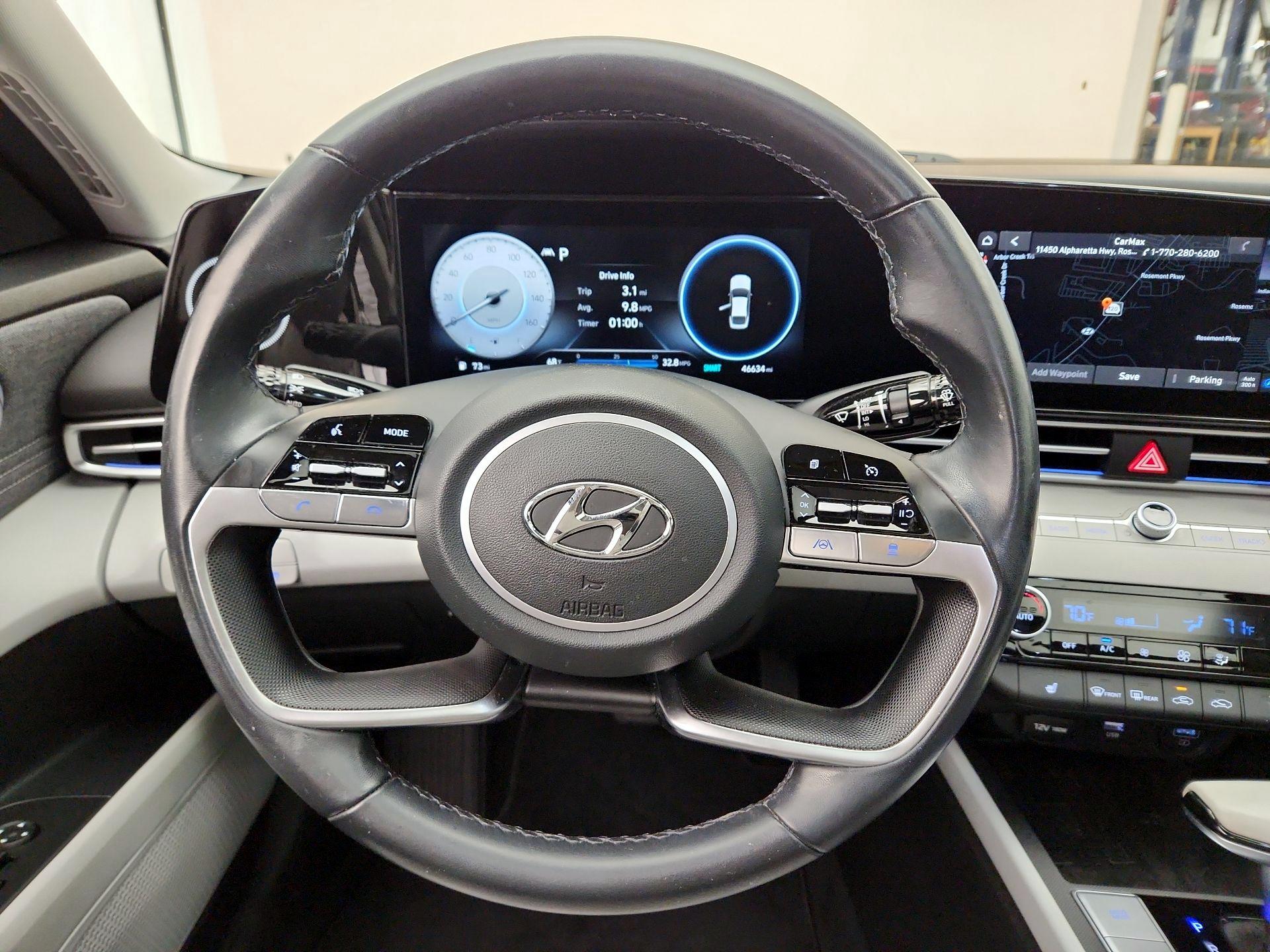 Thumbnail: 2022 Hyundai Elantra - 10