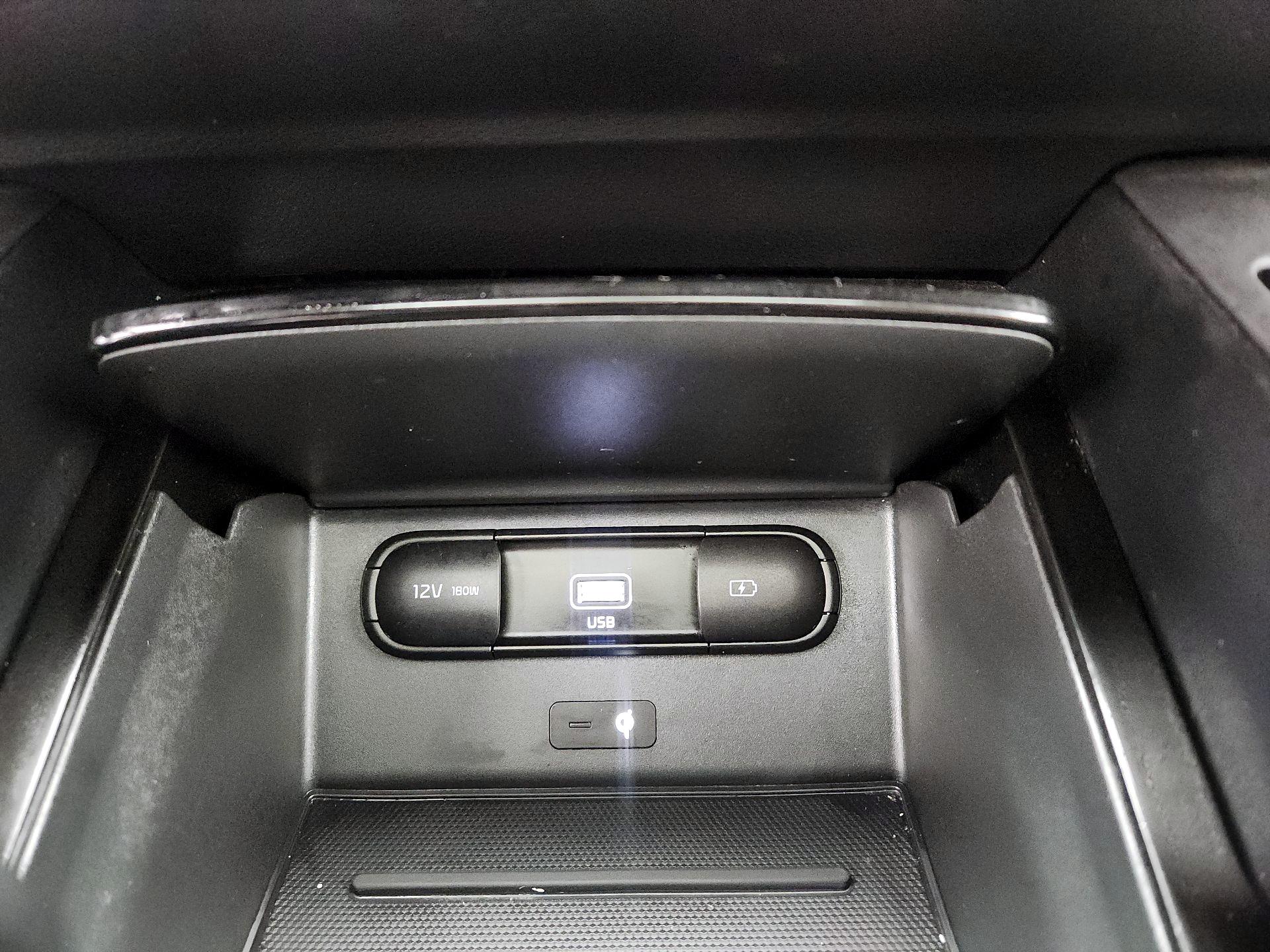 Thumbnail: 2022 Kia Telluride - 19