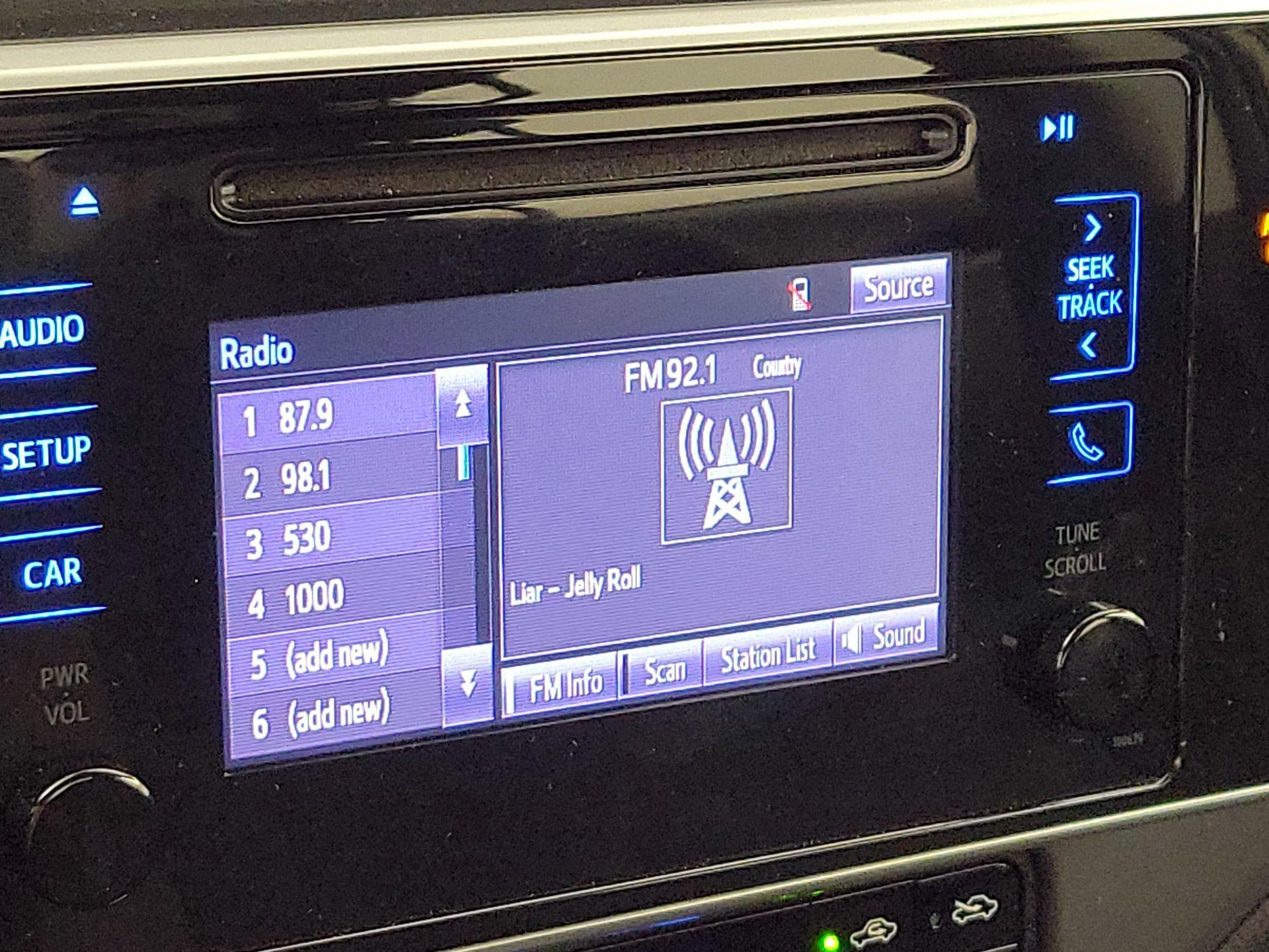 Thumbnail: 2019 Toyota Corolla - 15