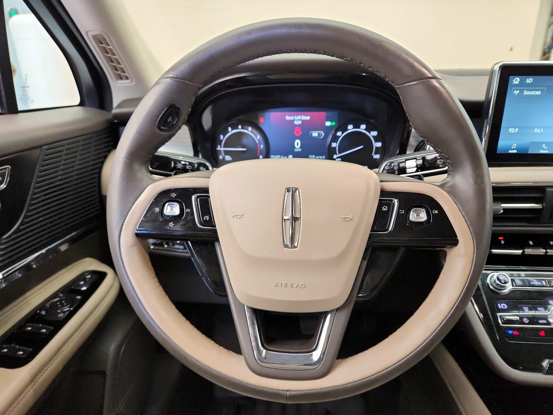 Thumbnail: 2020 Lincoln Corsair - 10