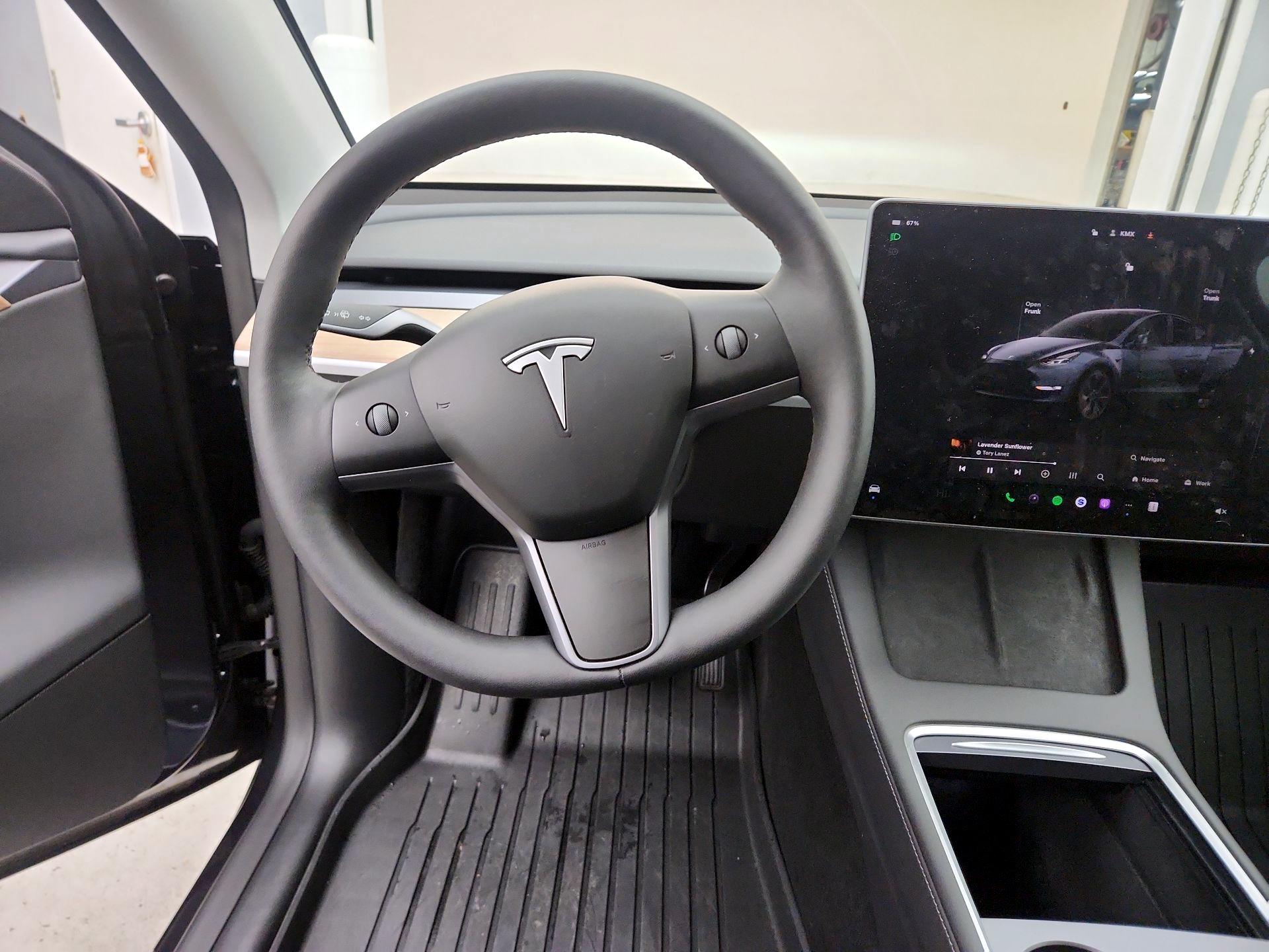 Thumbnail: 2025 Tesla Model Y - 10
