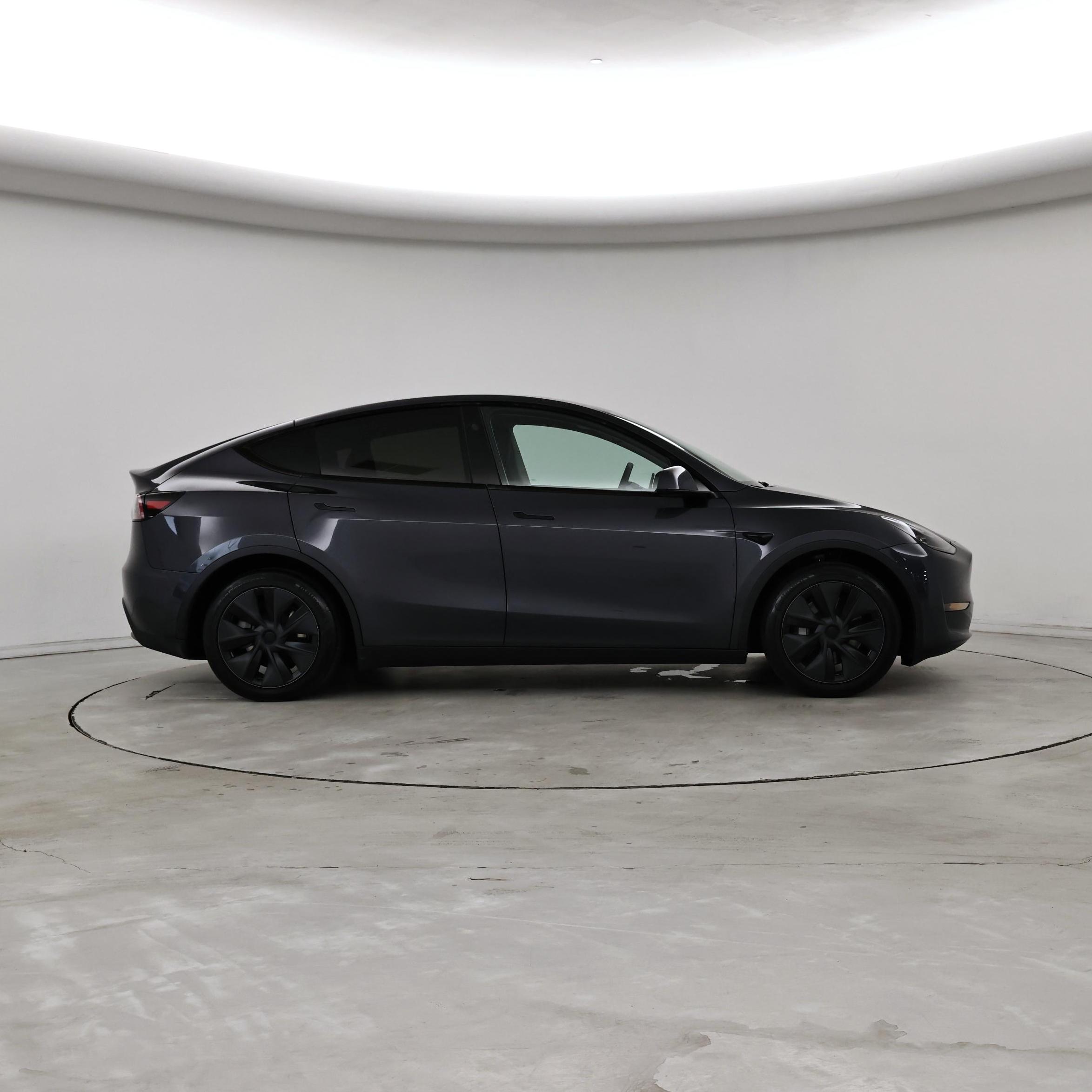 Thumbnail: 2025 Tesla Model Y - 7