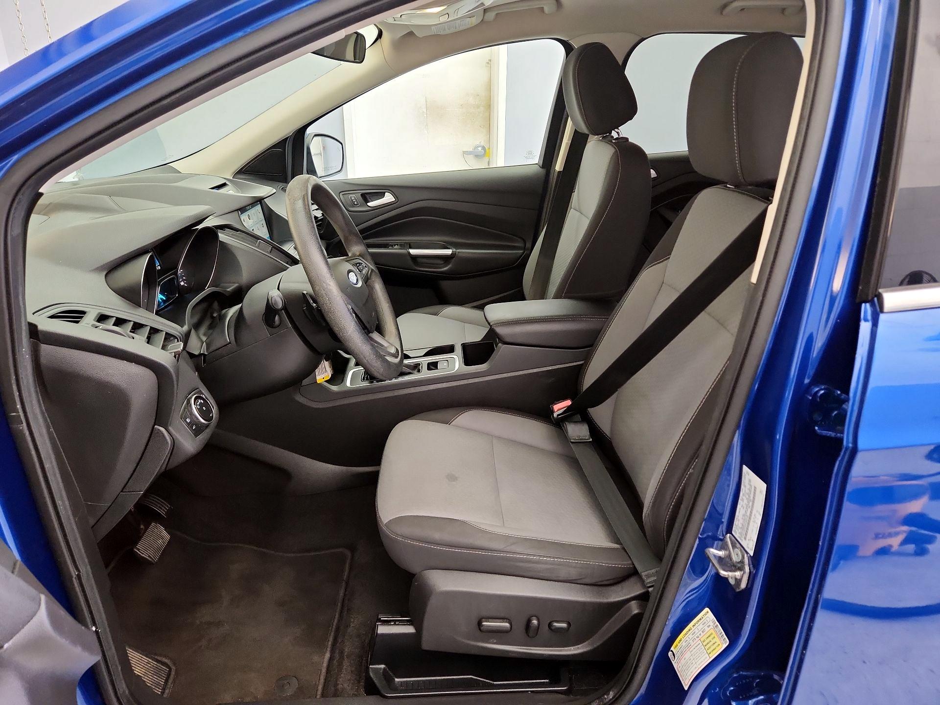 Thumbnail: 2017 Ford Escape - 11